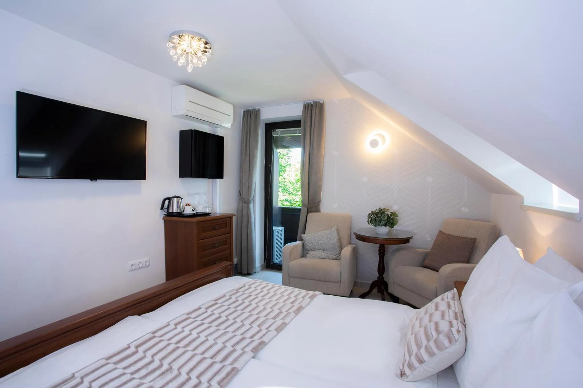 TV and multimedia, Bed in House Klasika - Adults Only