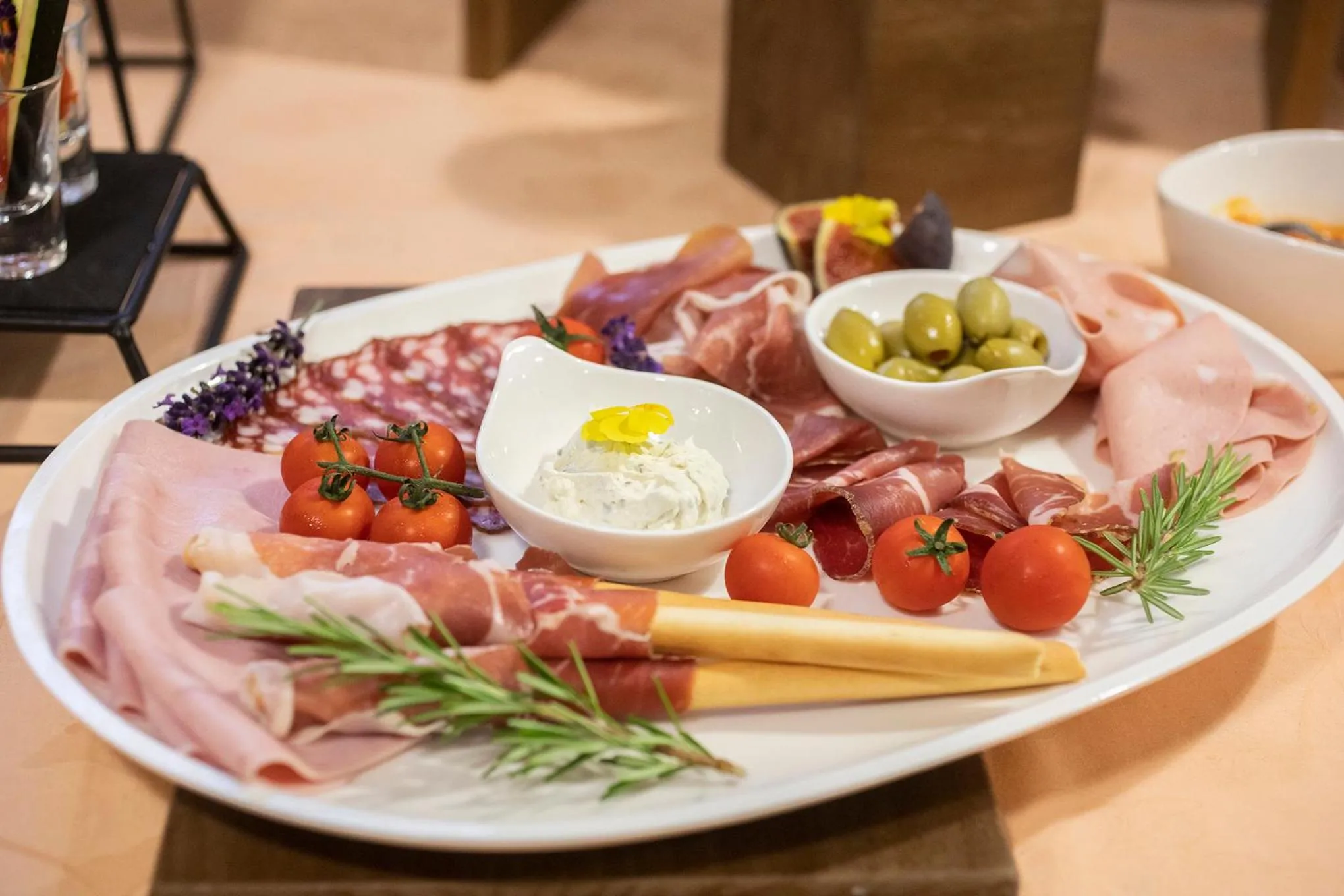 Food and drinks in House Klasika - Adults Only