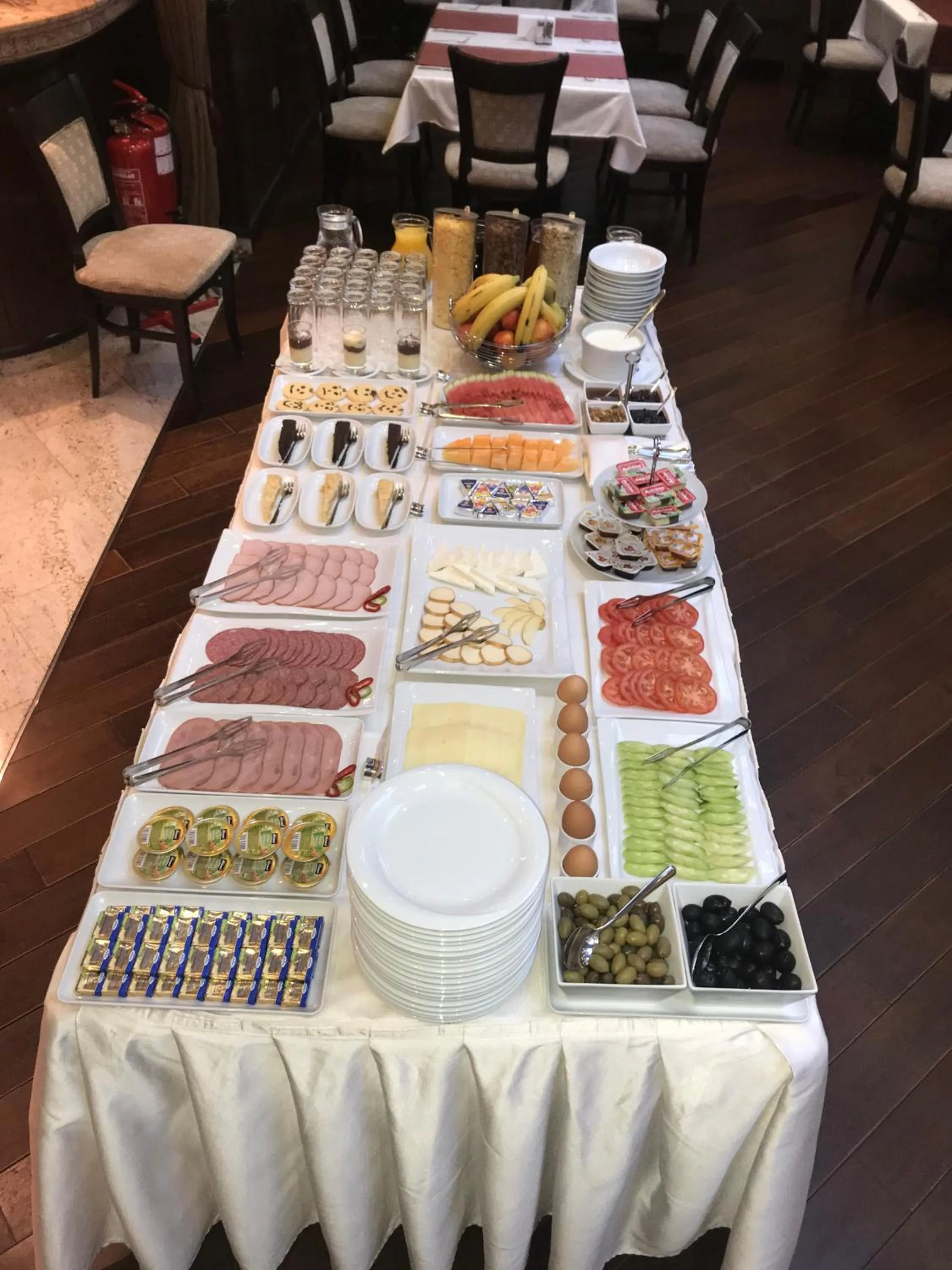 Breakfast in Favorit Hotel