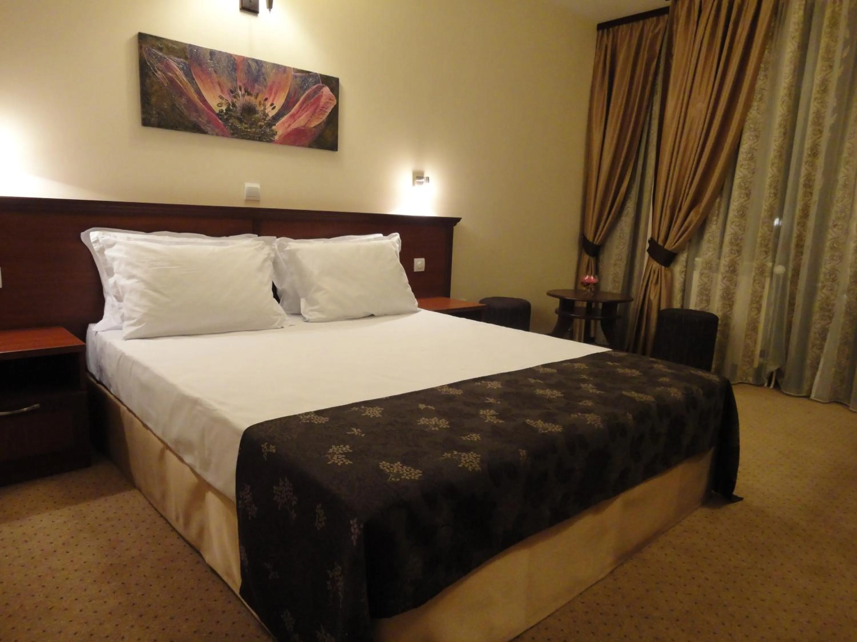 Bed in Favorit Hotel