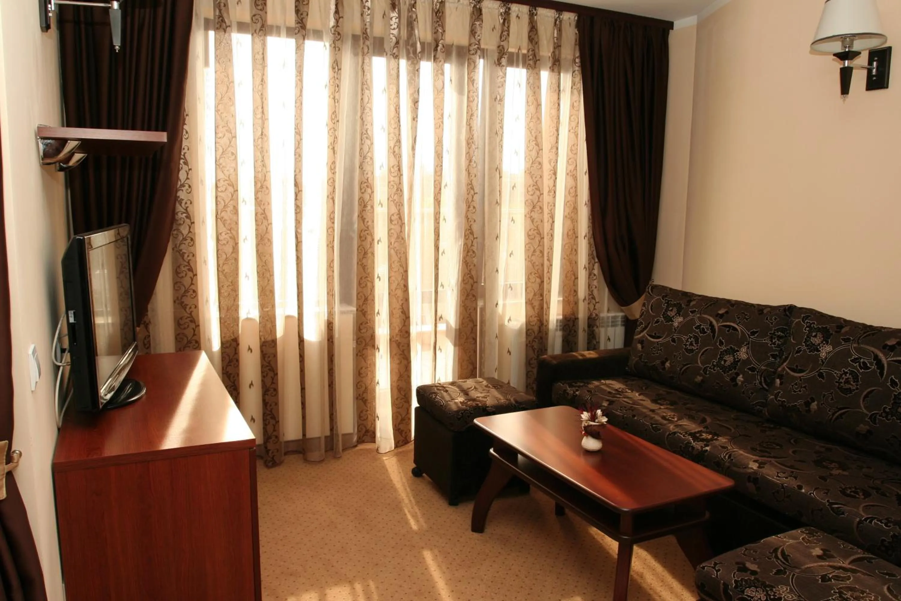 TV and multimedia in Favorit Hotel