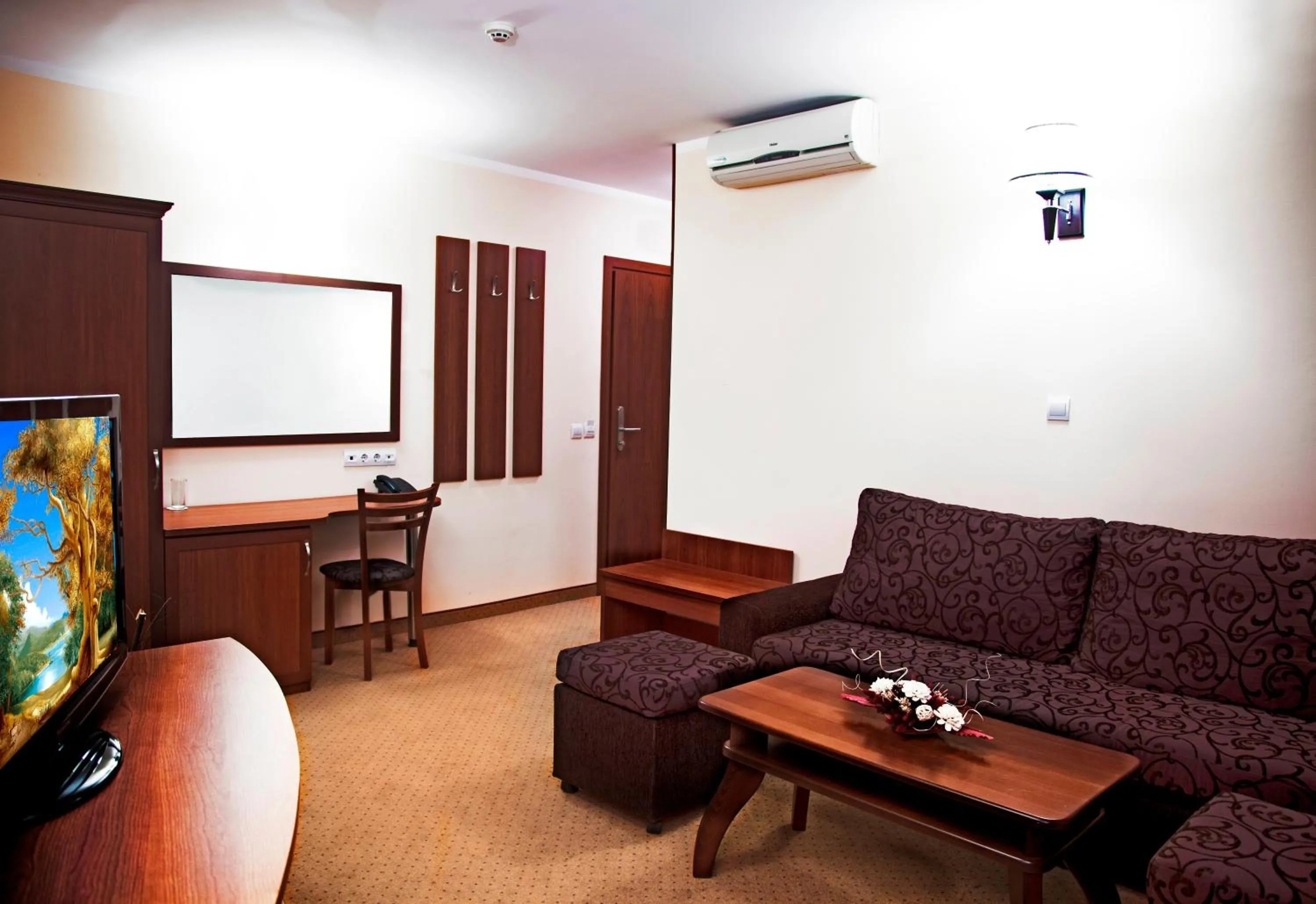 Living room in Favorit Hotel