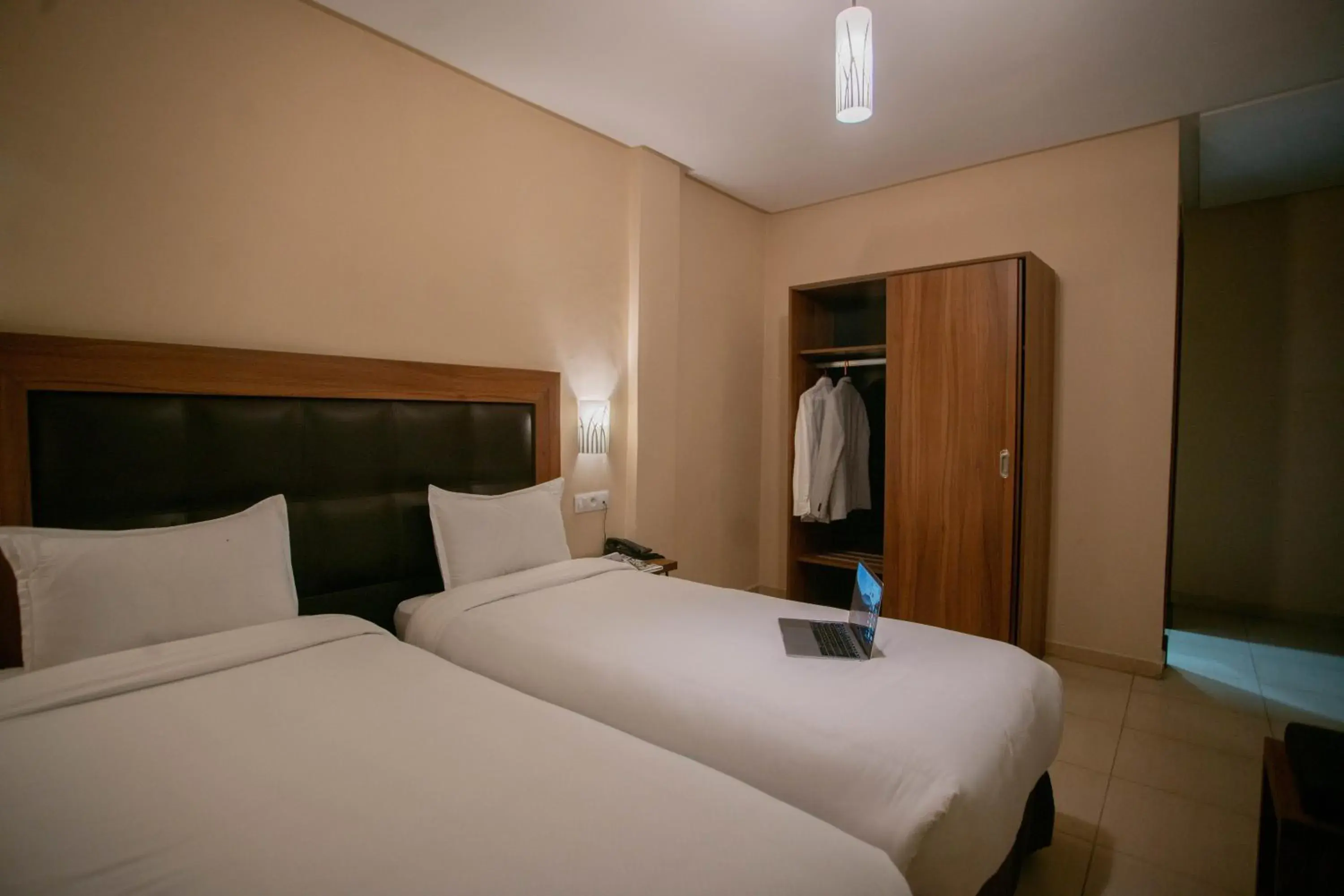Twin Room - single occupancy in Hotel Etoile Du Nord Twin Room - single occupancy in Hotel Etoile Du Nord