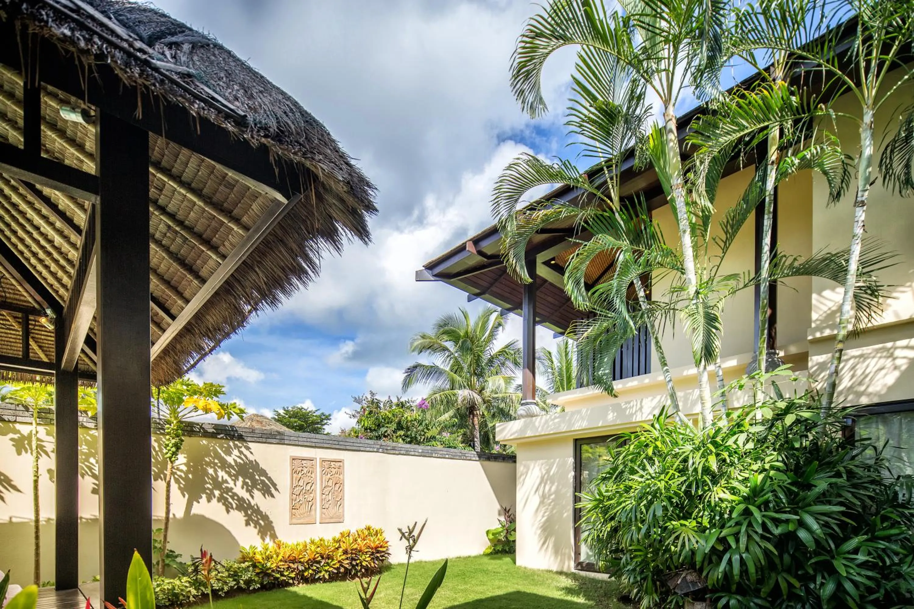 Garden in Sanya Yalong Bay Villas & Spa