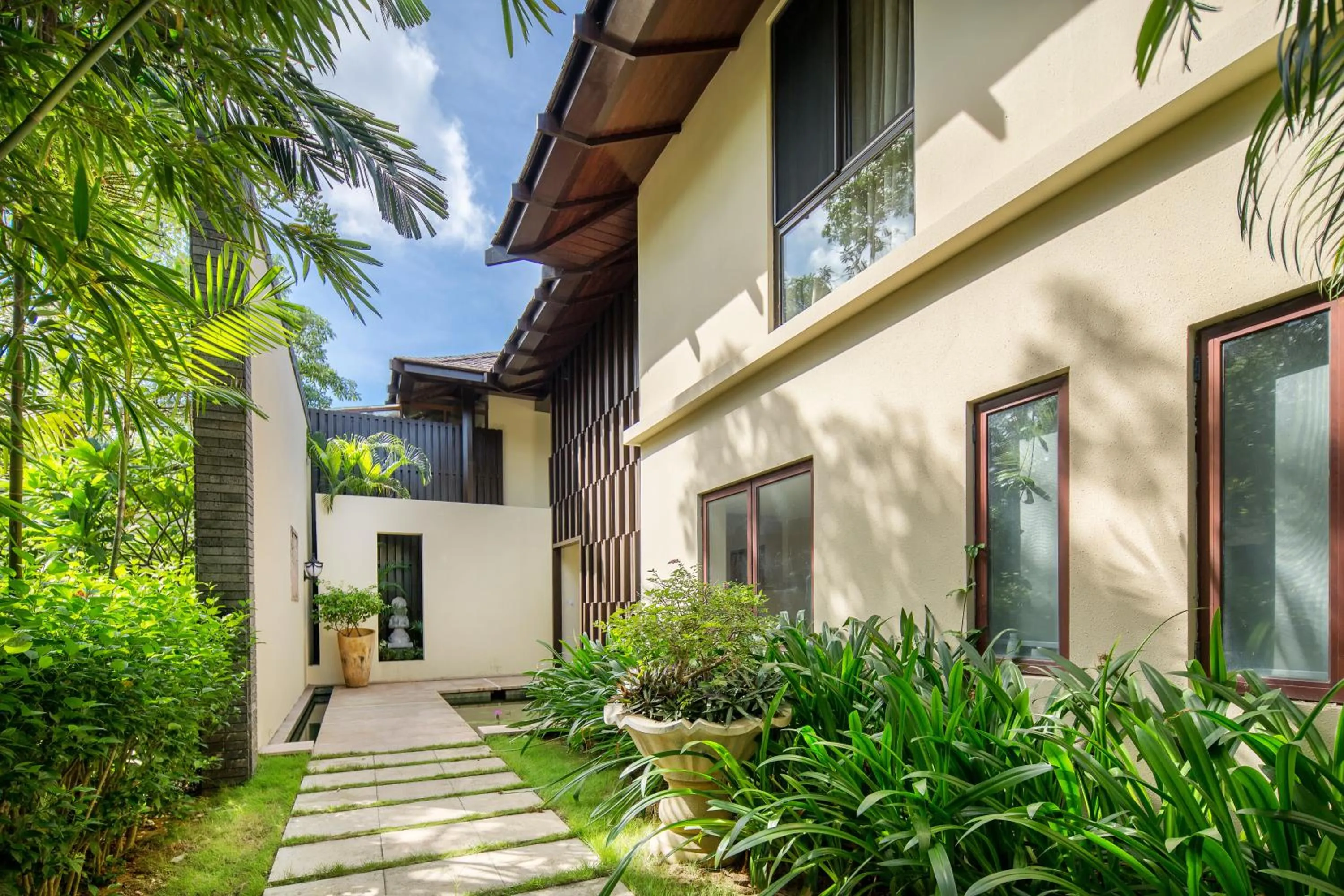 Garden in Sanya Yalong Bay Villas & Spa
