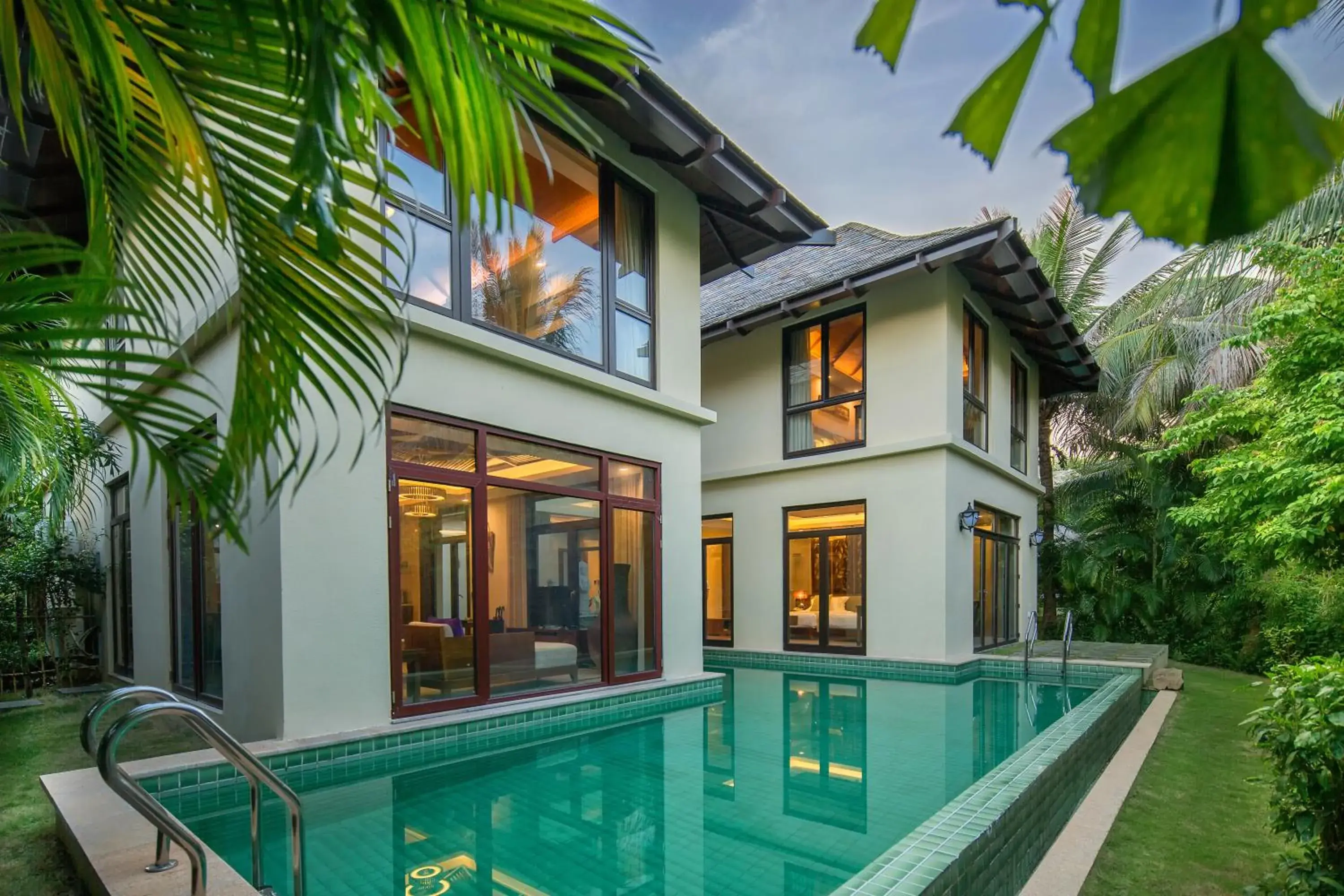 Deluxe Twin Room in Sanya Yalong Bay Villas & Spa Deluxe Twin Room in Sanya Yalong Bay Villas & Spa