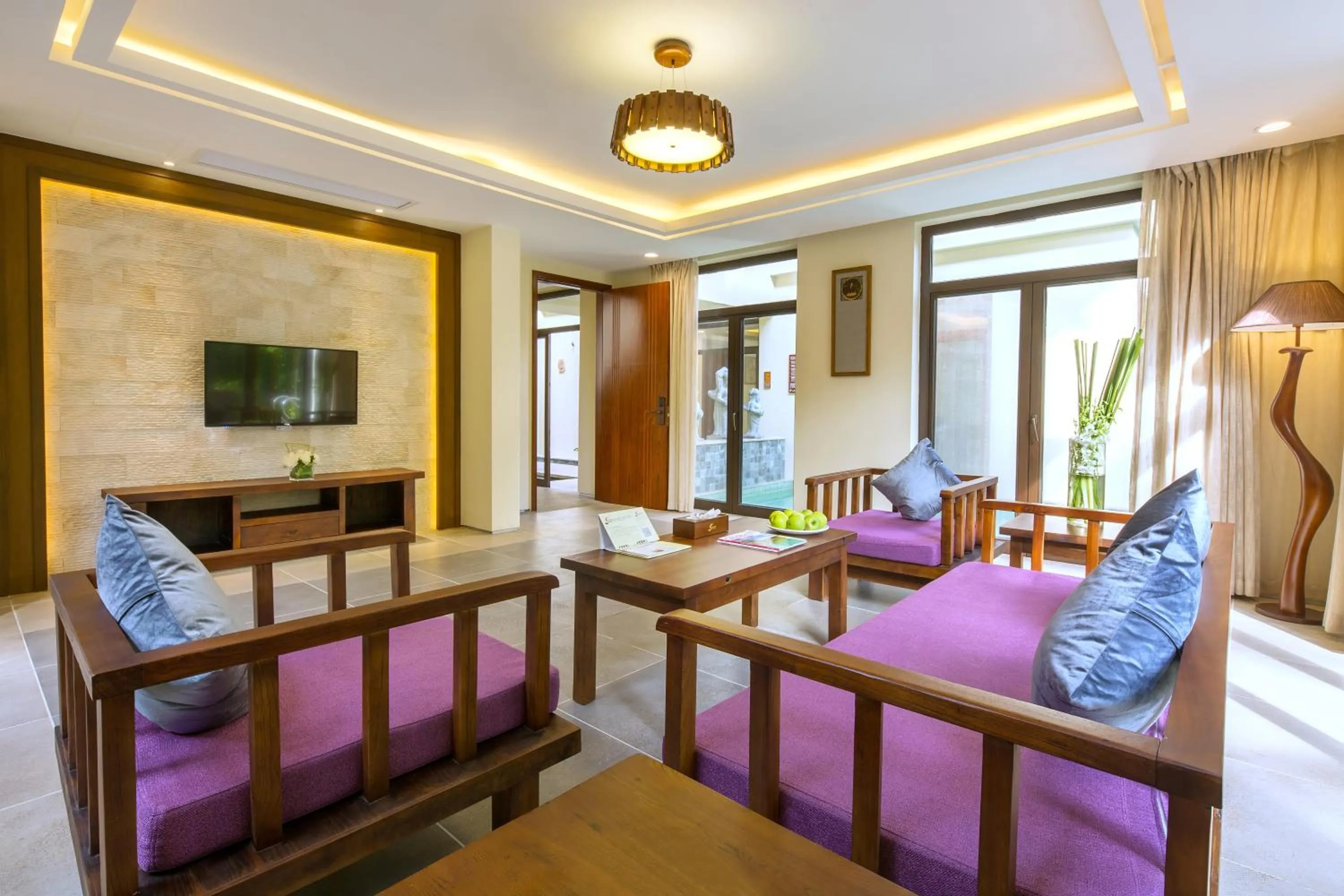 Living room in Sanya Yalong Bay Villas & Spa