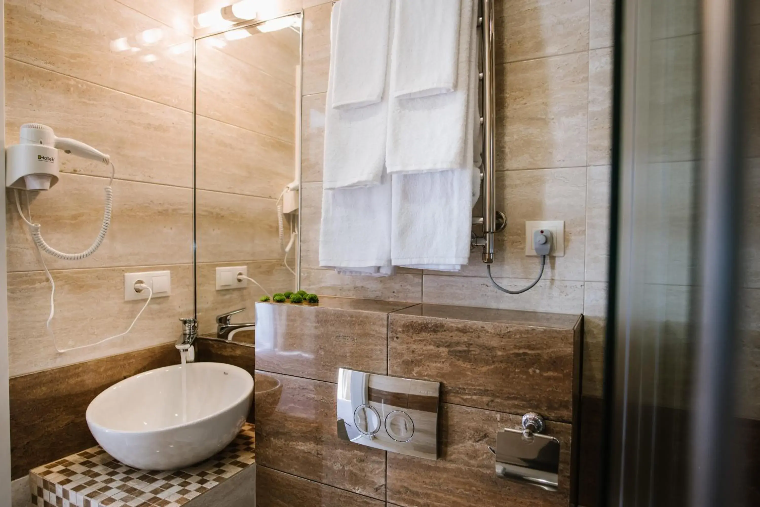 Single Room with Bathroom in Hotel Alkor Single Room with Bathroom in Hotel Alkor
