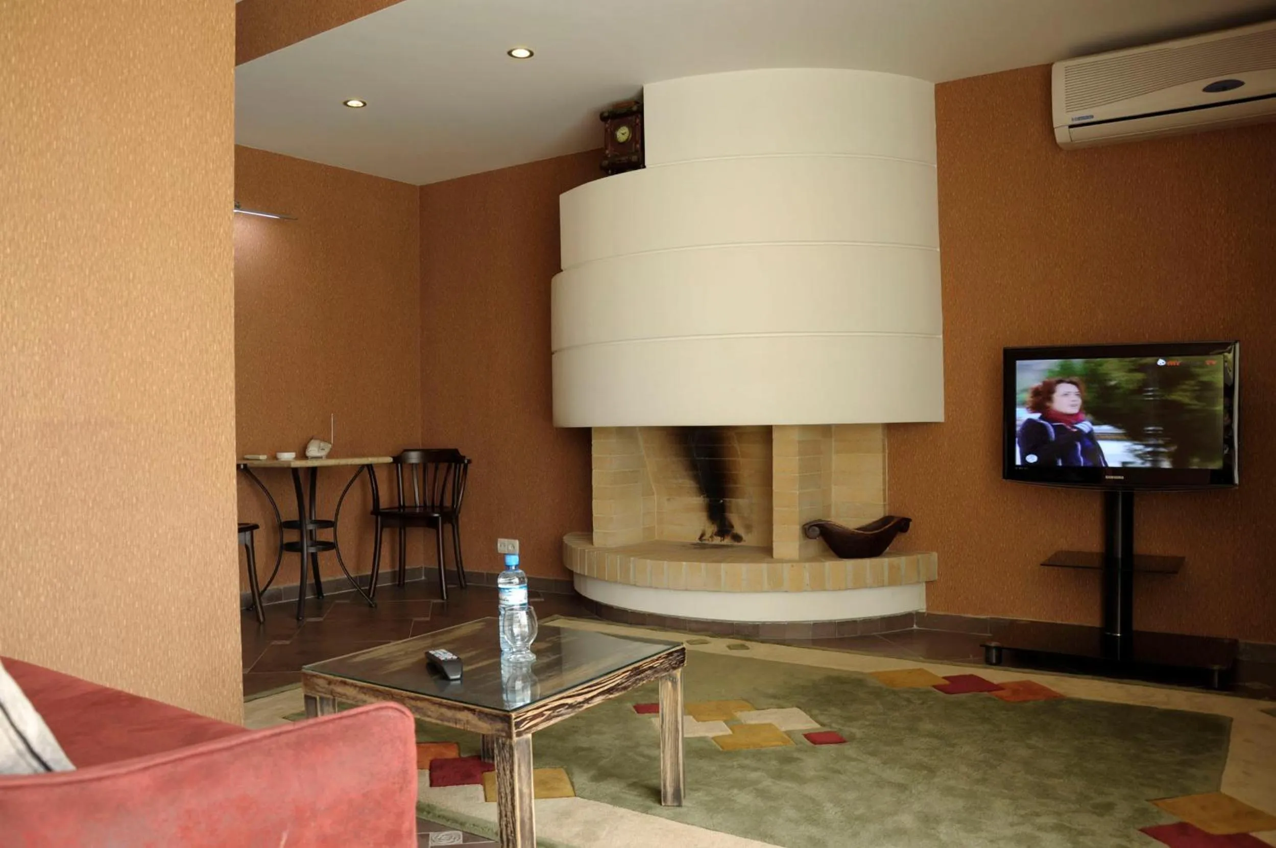 Photo of the whole room in Prestige Palace - Esquisse Hotel