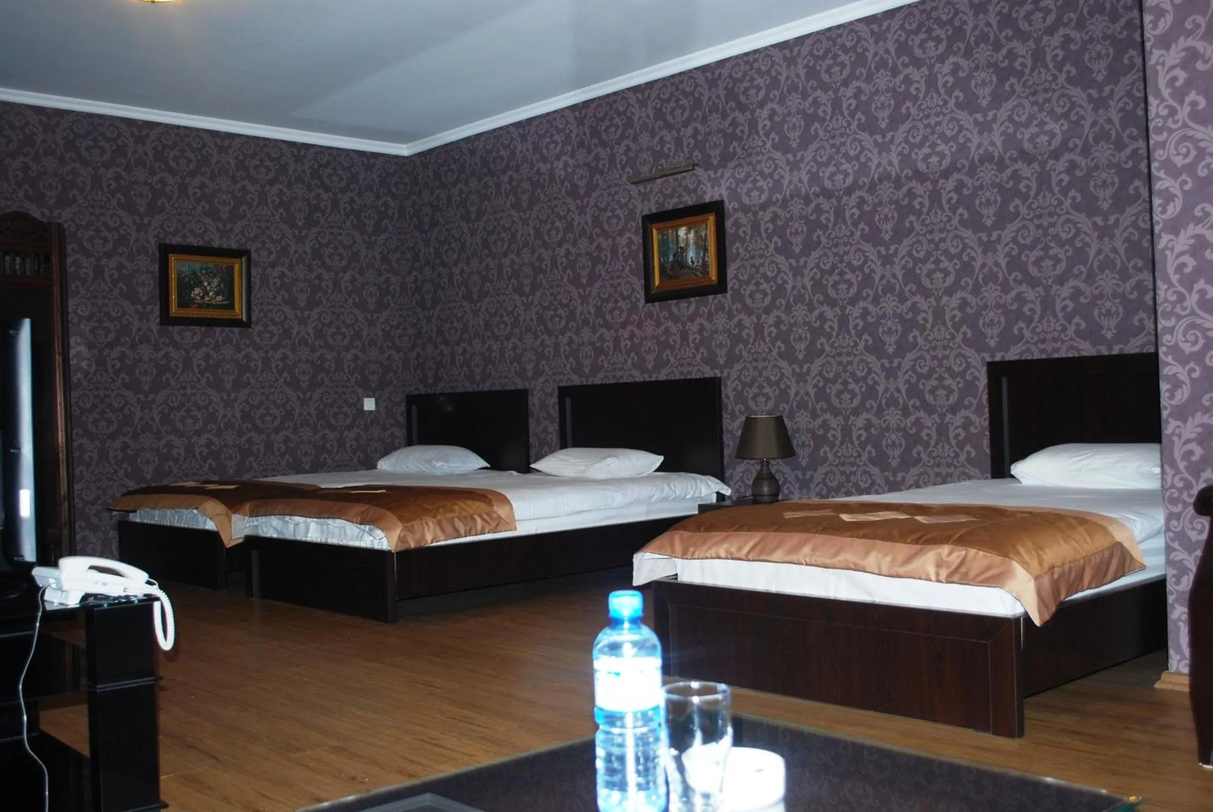 Bed in Prestige Palace - Esquisse Hotel