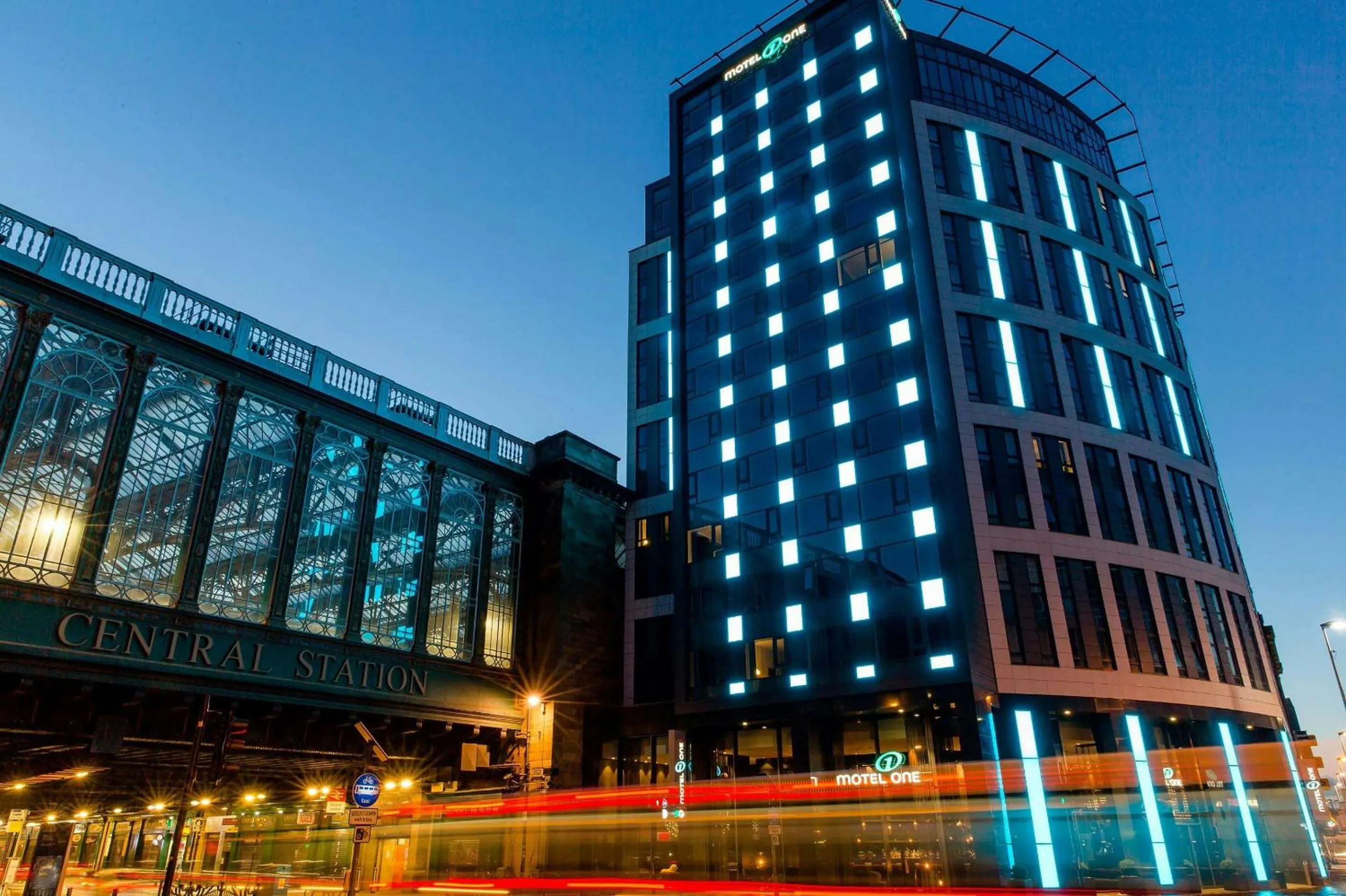 Facade/entrance in Motel One Glasgow