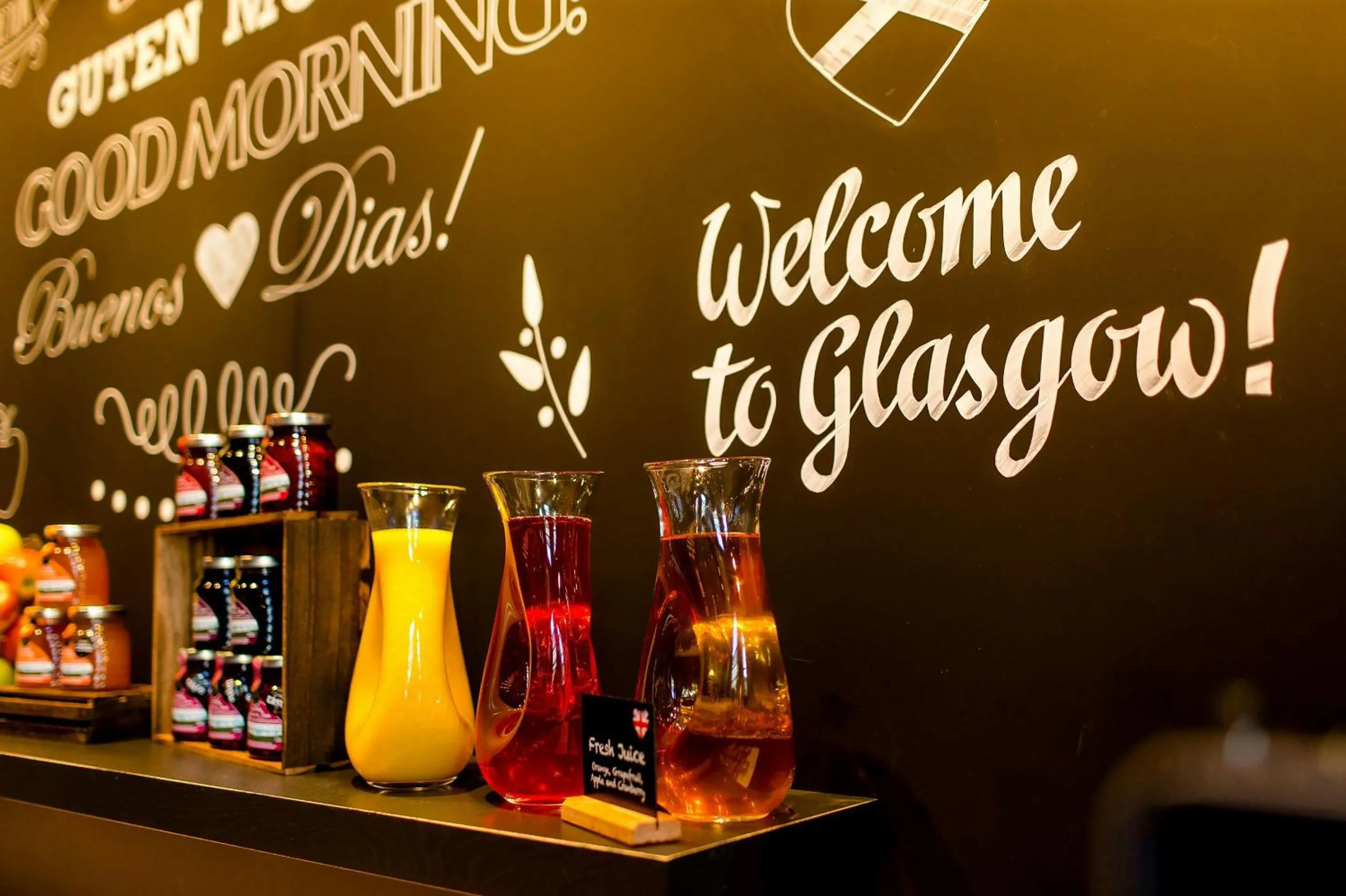 Buffet breakfast in Motel One Glasgow