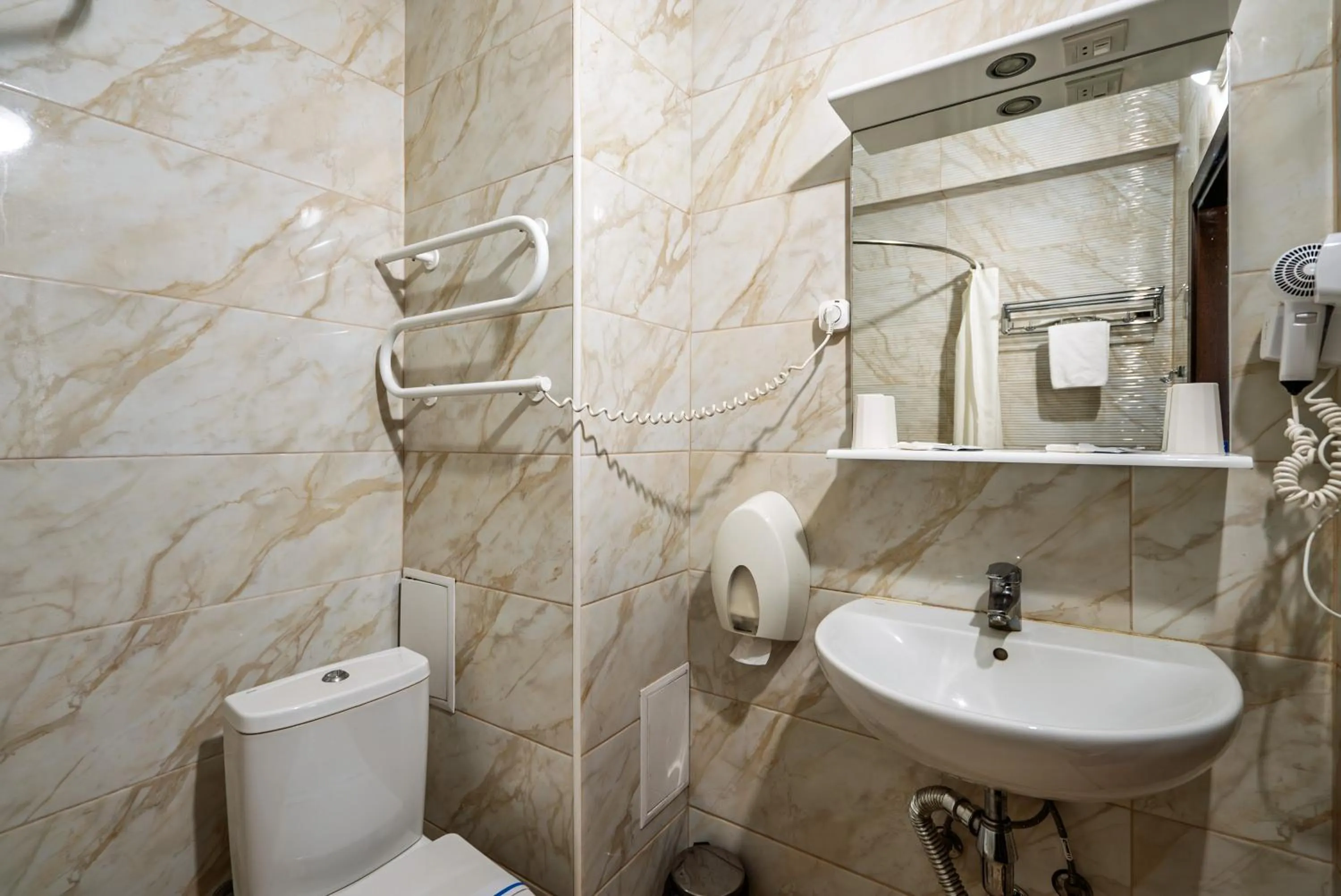 Toilet in Congress Hotel Verhovina