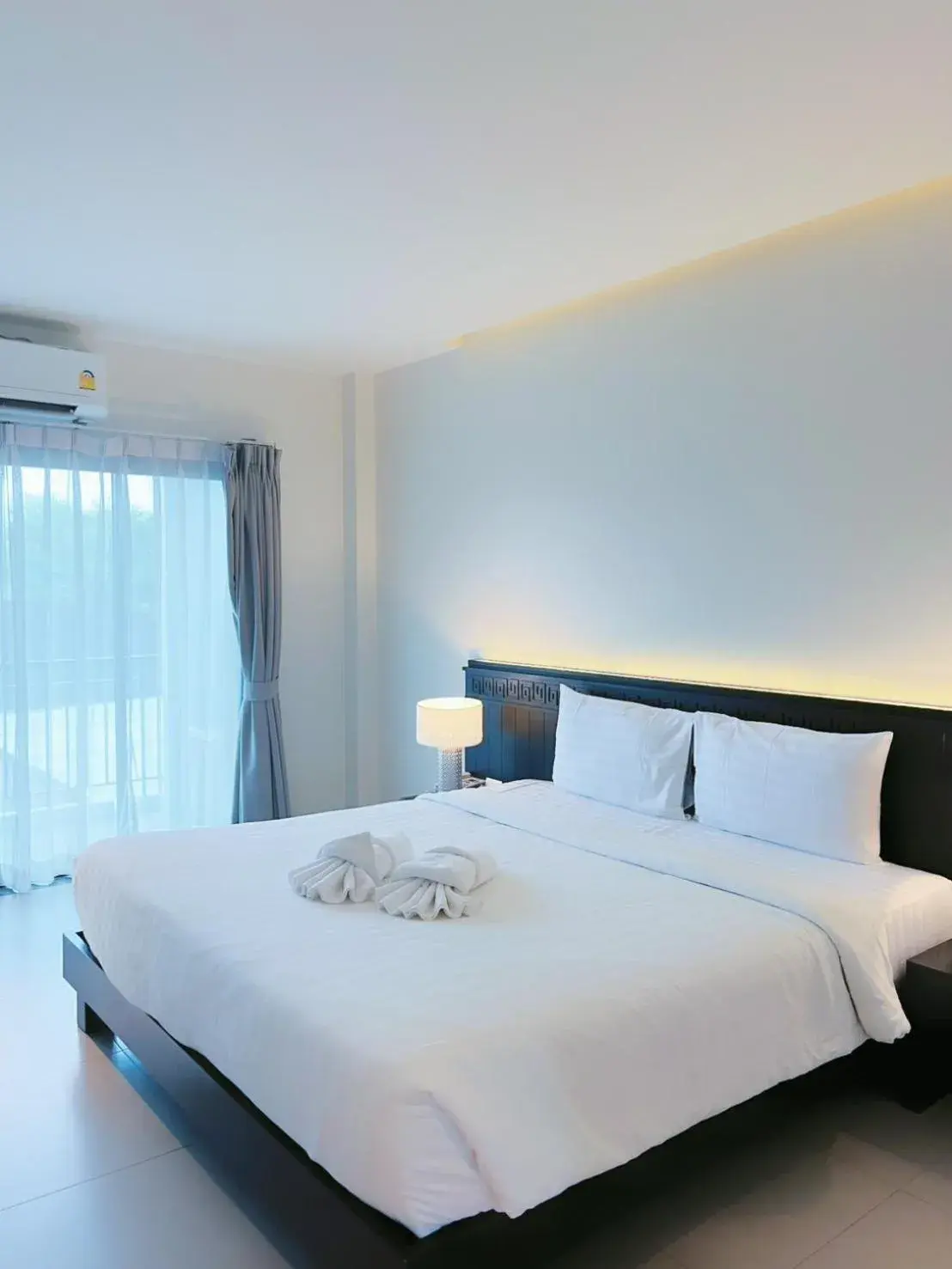 Property building, Bed in Phuketa - SHA Extra Plus Property building, Bed in Phuketa - SHA Extra Plus