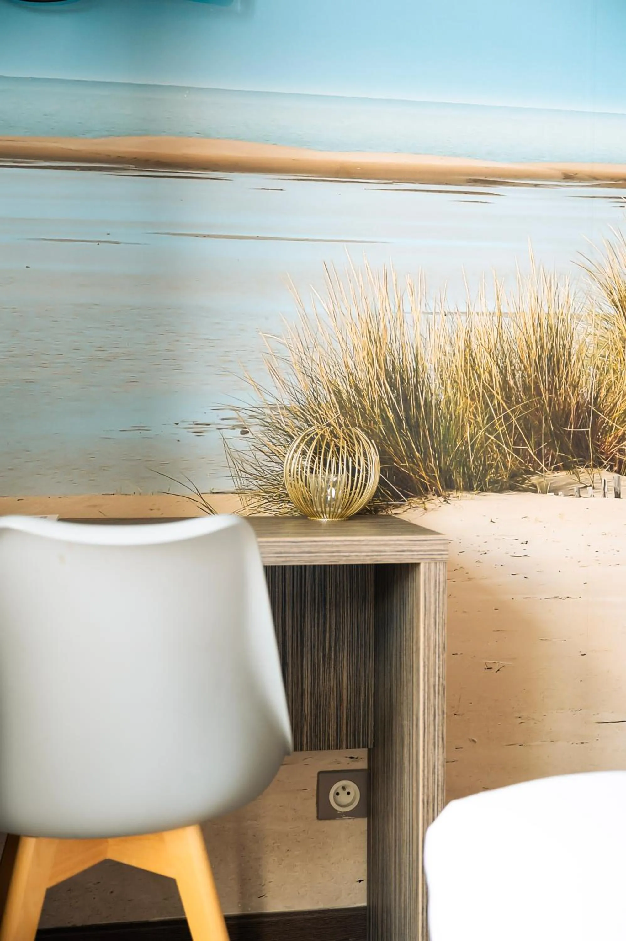 Bedroom in Hôtel du Midi Plage