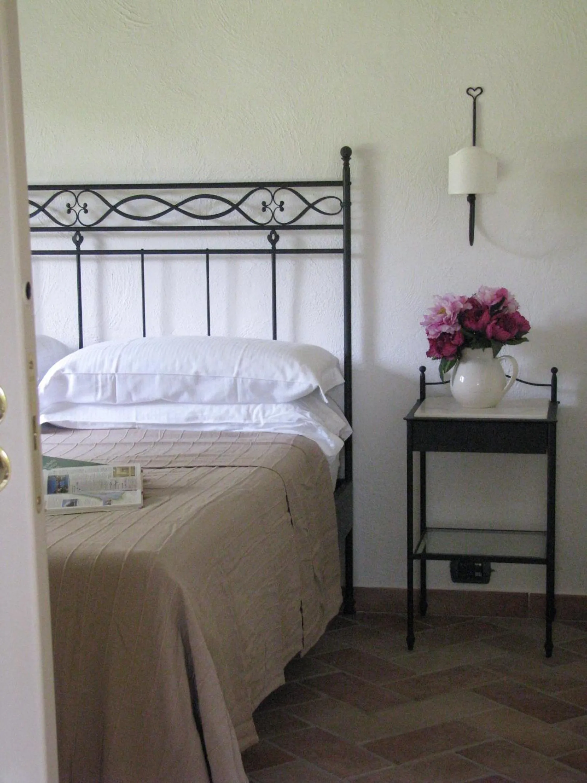 Decorative detail, Bed in La Locanda Della Chiocciola