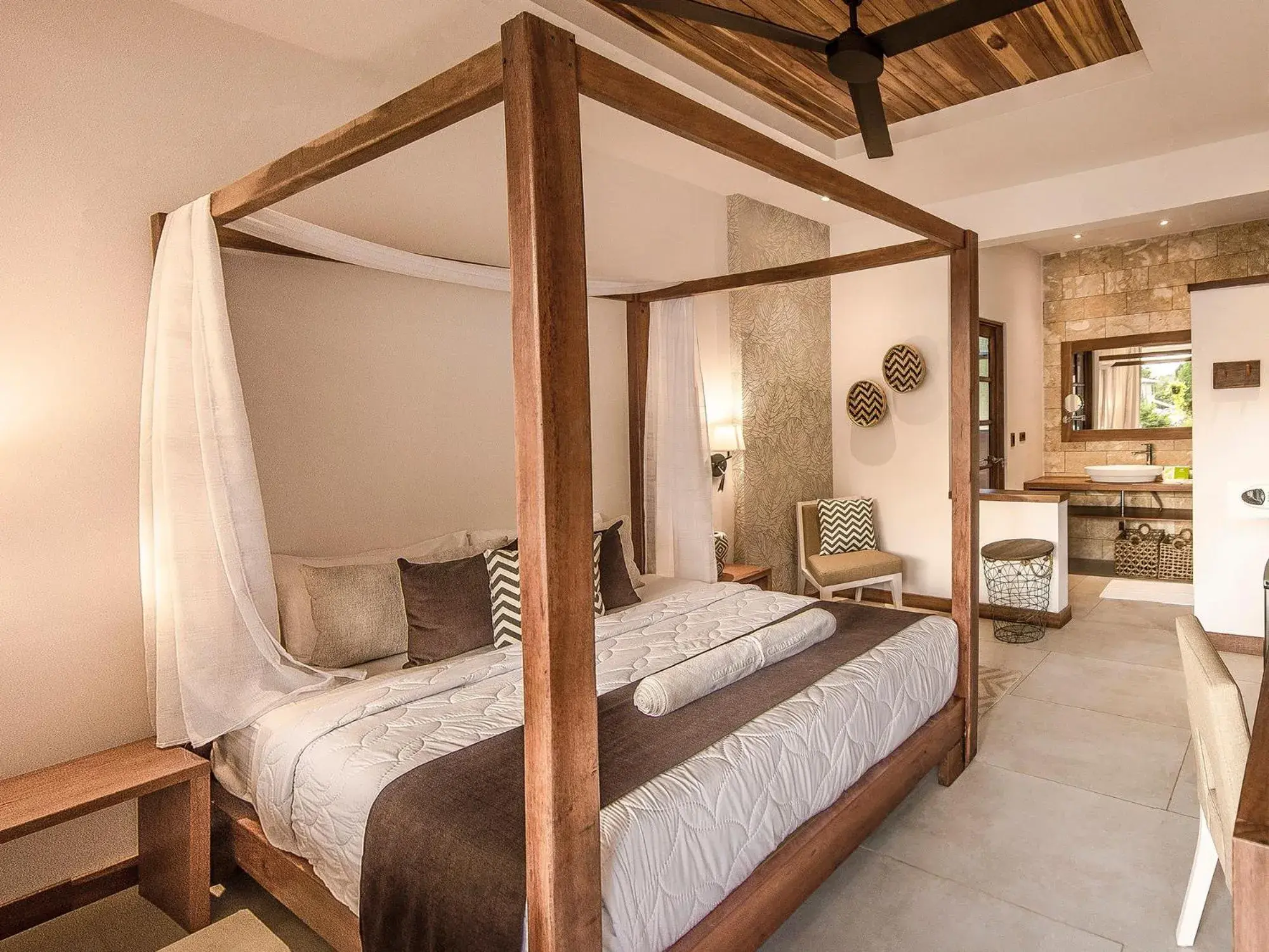 Bed in Umami Hotel - Adults Only Bed in Umami Hotel - Adults Only