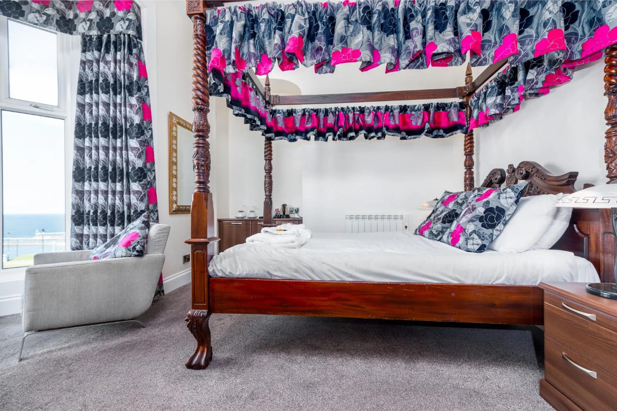 Bed in Riviera Guesthouse