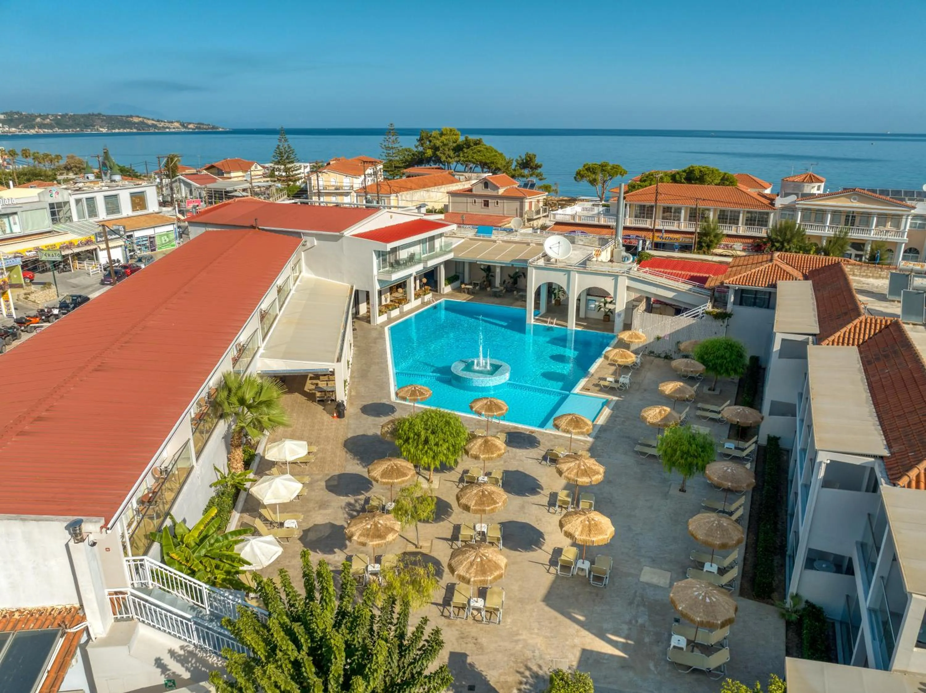 Swimming pool in Hotel Papillon