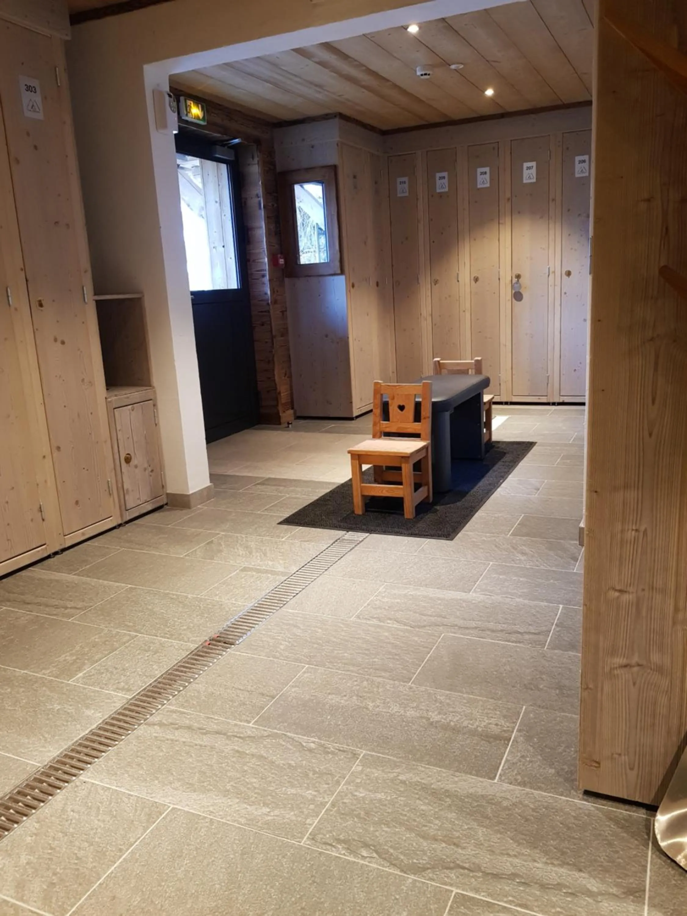 Skiing in Chalet Marano Restaurant & Spa