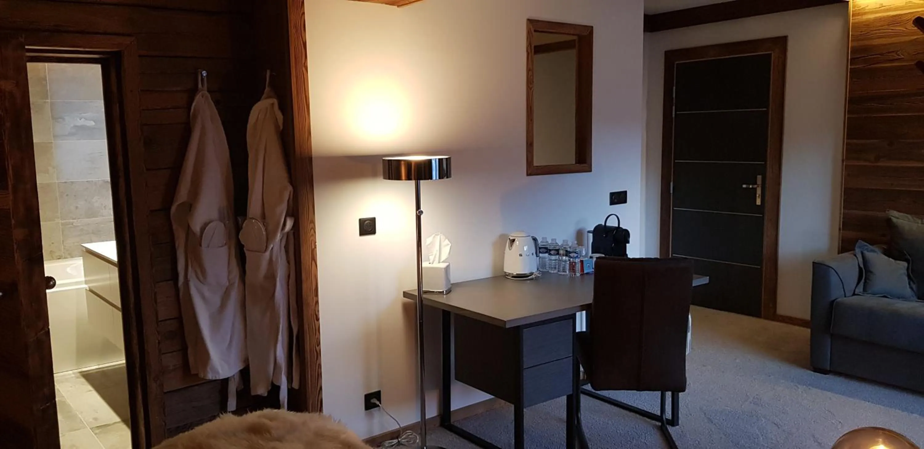 Family in Chalet Marano Restaurant & Spa