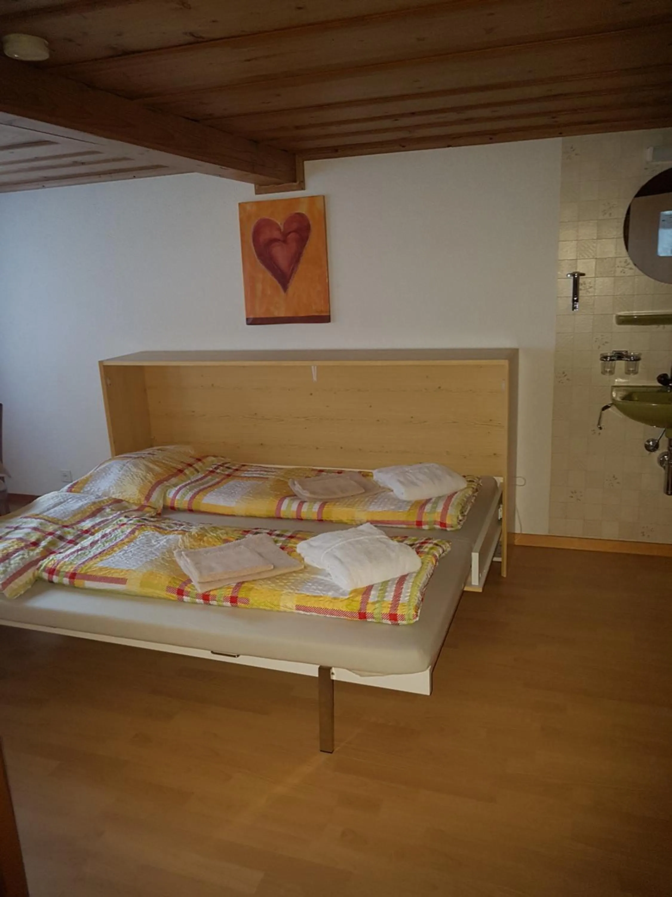 Bed in Hotel-Restaurant-Linde