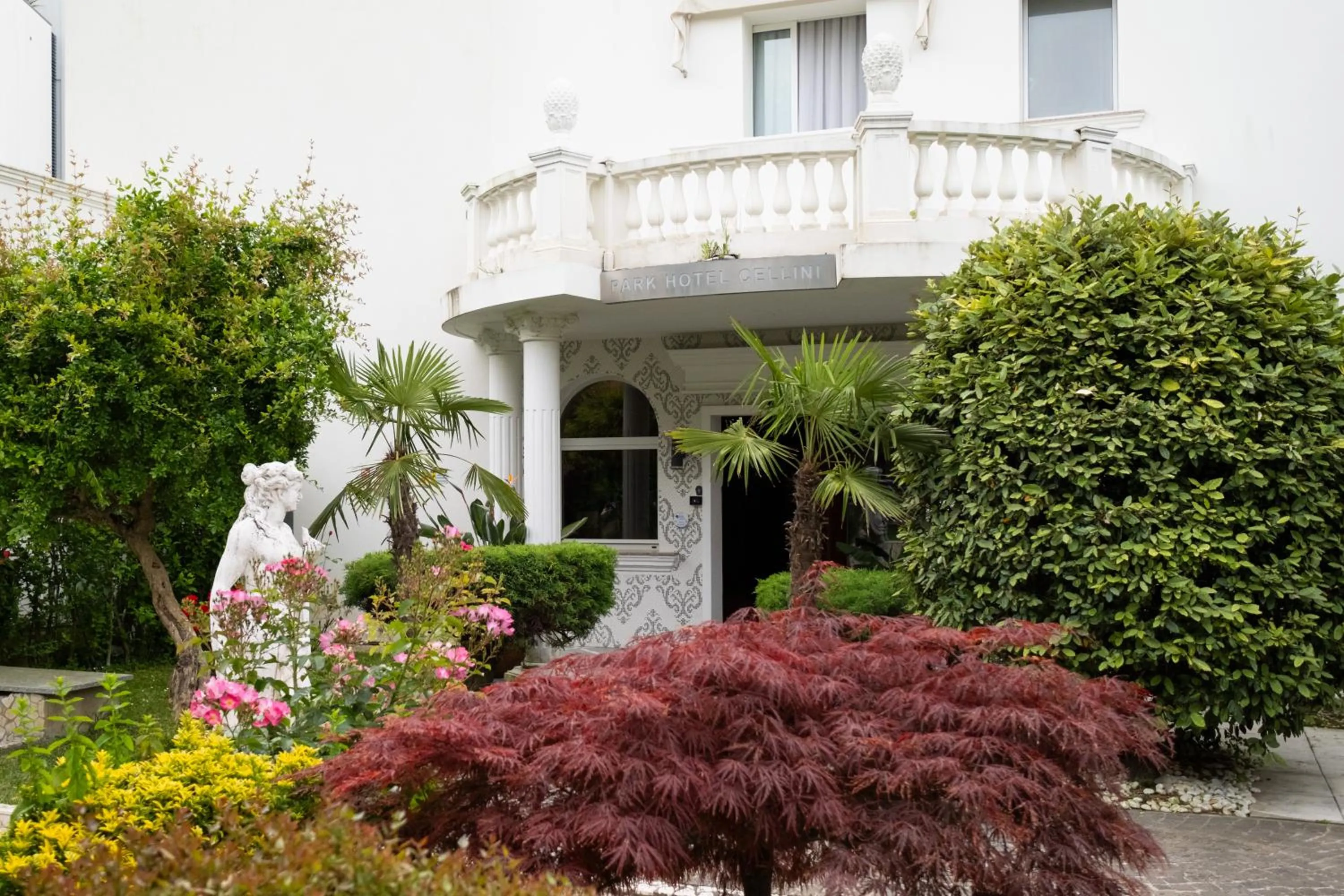 Facade/entrance in Park Hotel Cellini