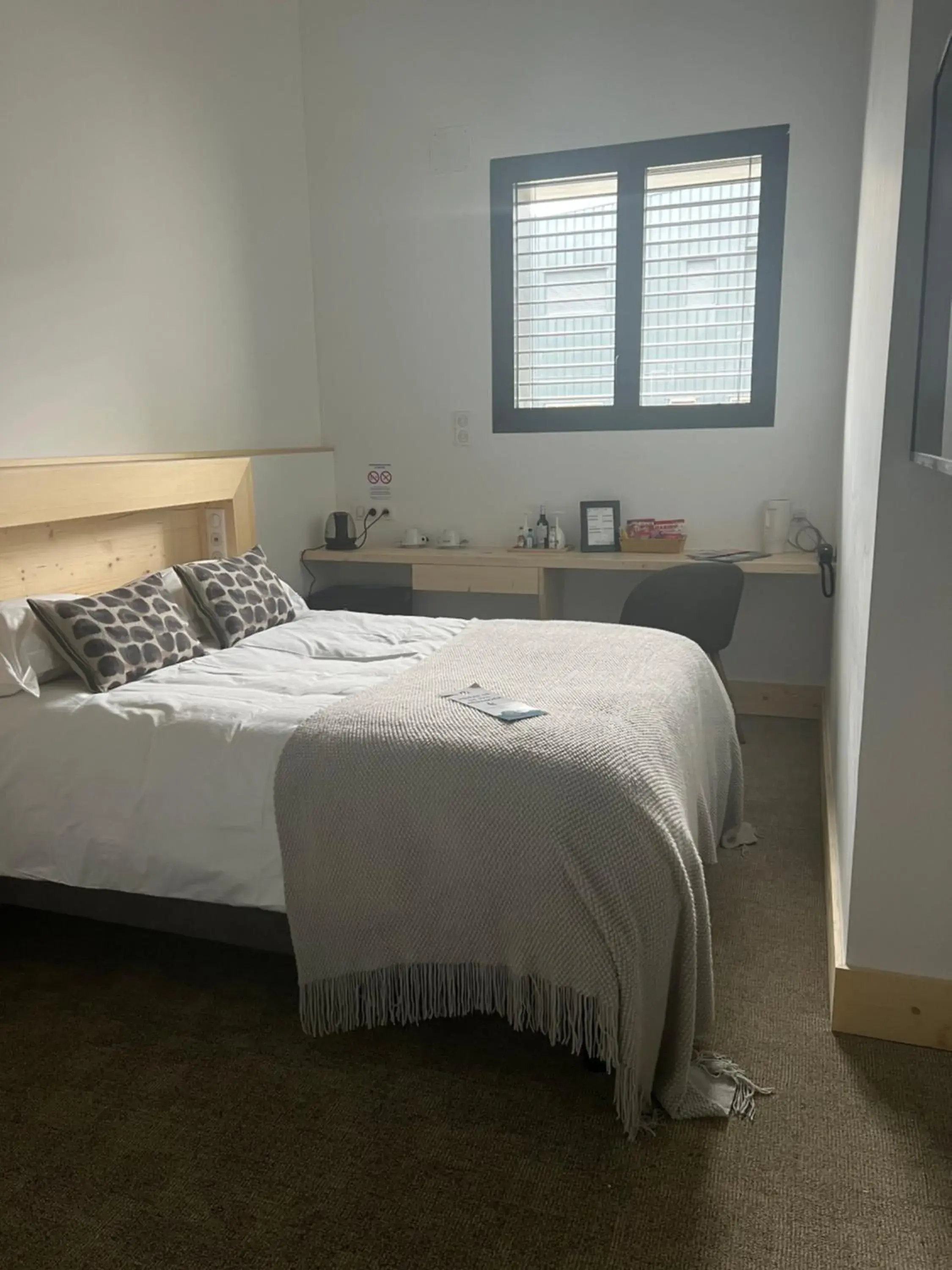 Standard Double Room in Le B Complexe Hôtel Standard Double Room in Le B Complexe Hôtel