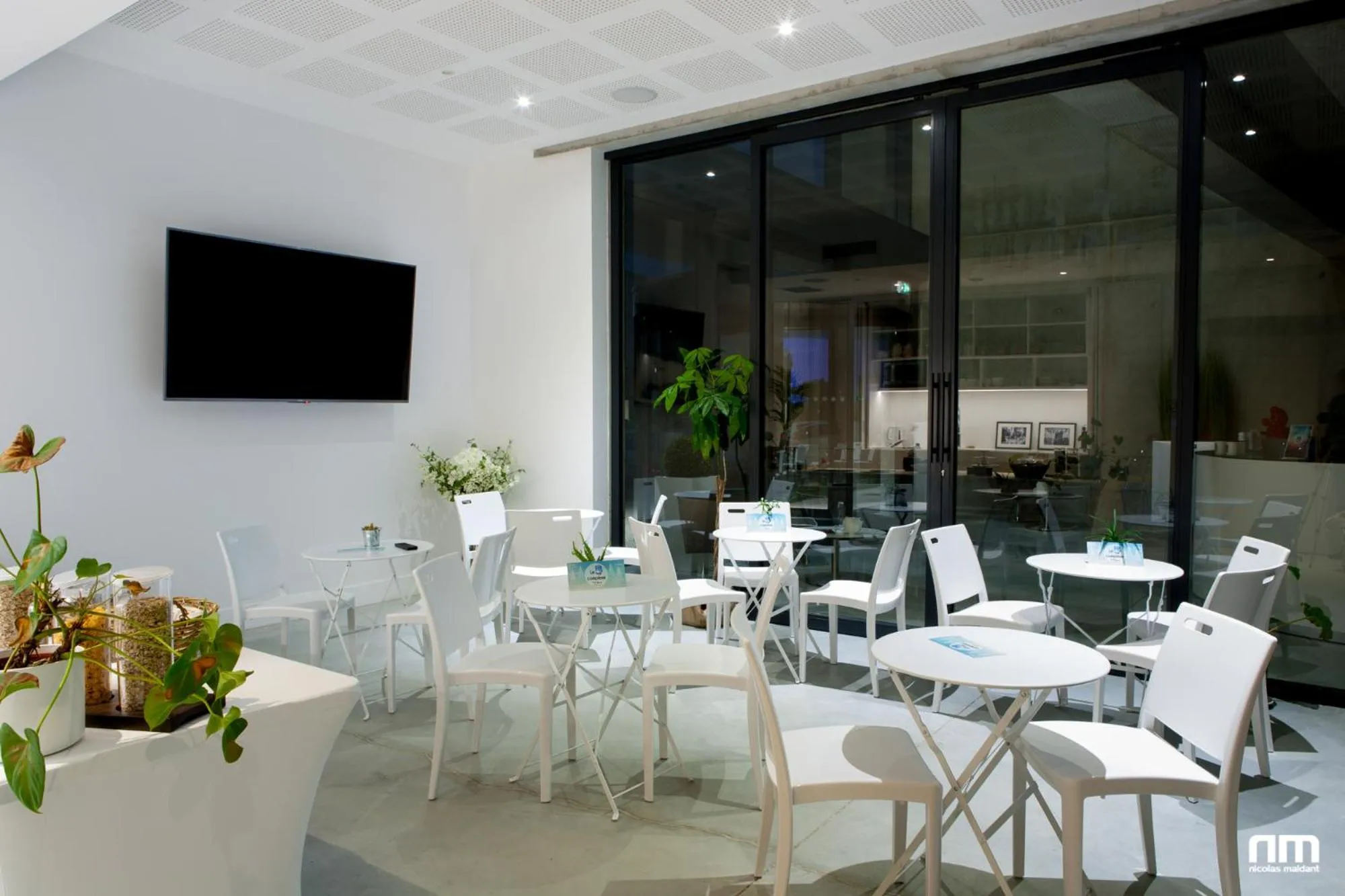 Breakfast in Le B Complexe Hôtel