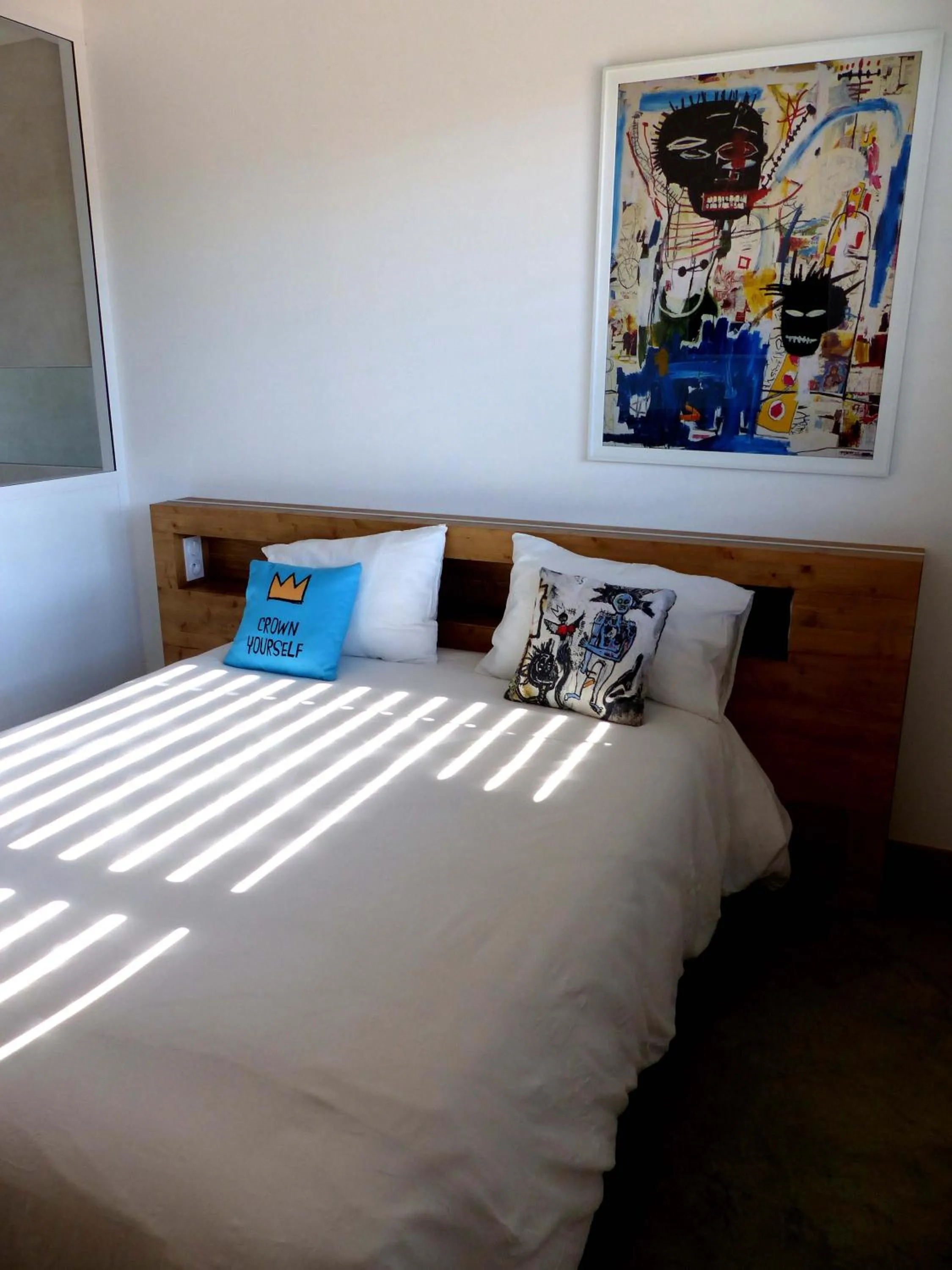 Bed in Le B Complexe Hôtel