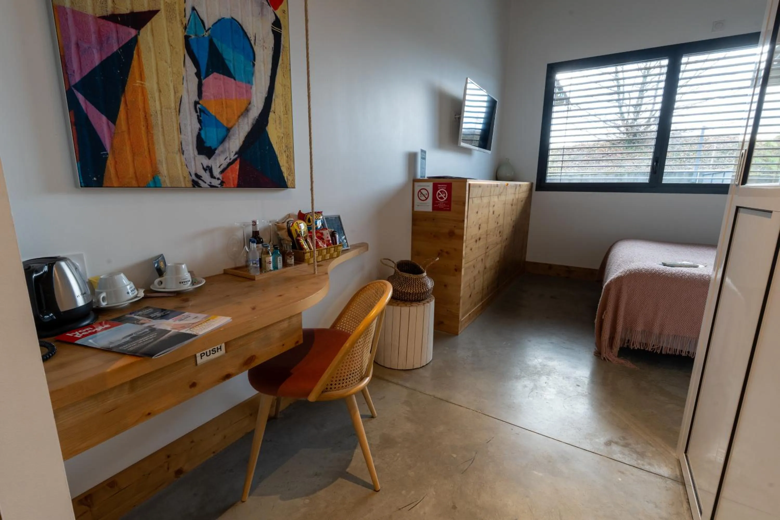 Bed in Le B Complexe Hôtel