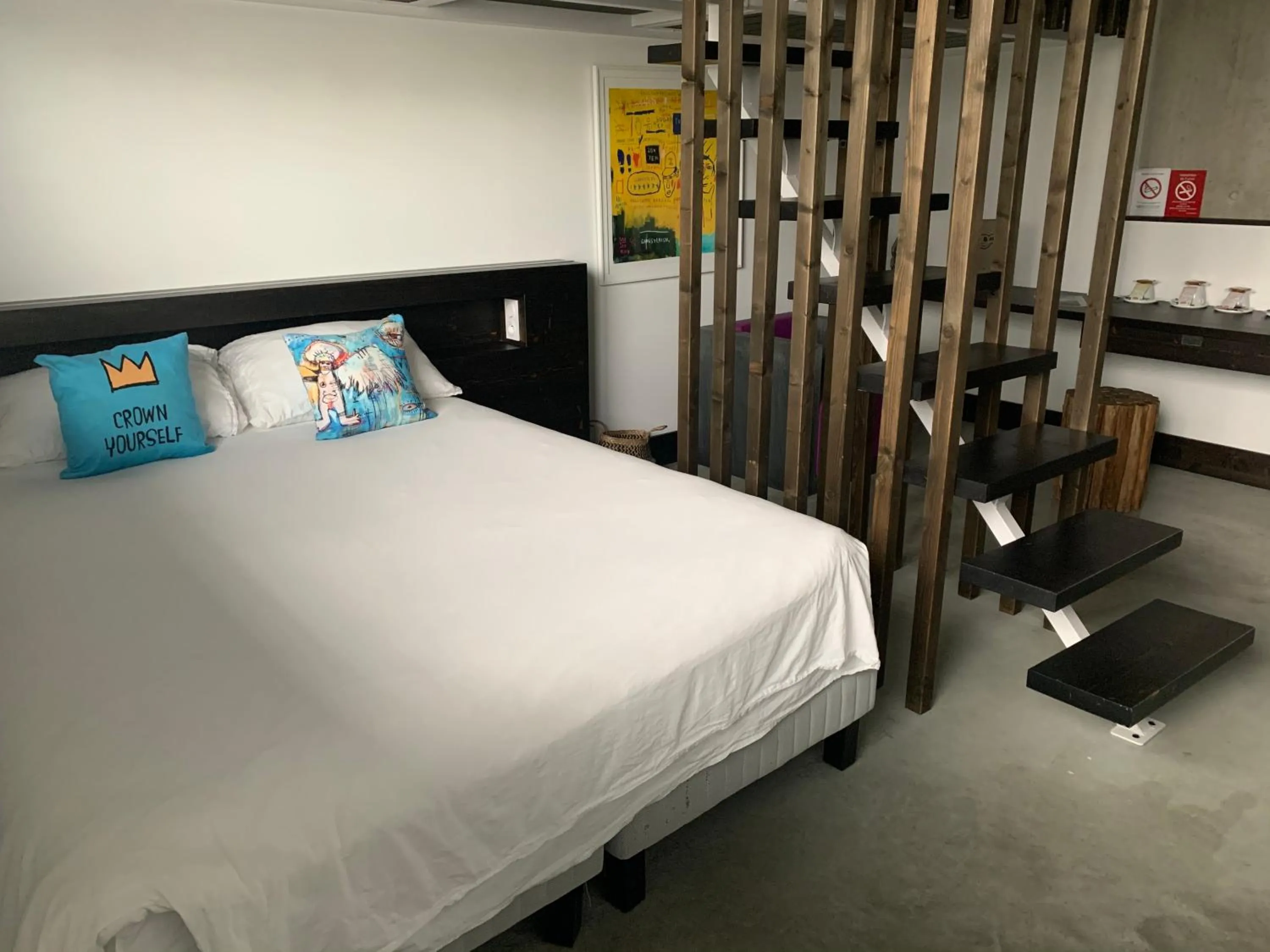 Bedroom, Bed in Le B Complexe Hôtel