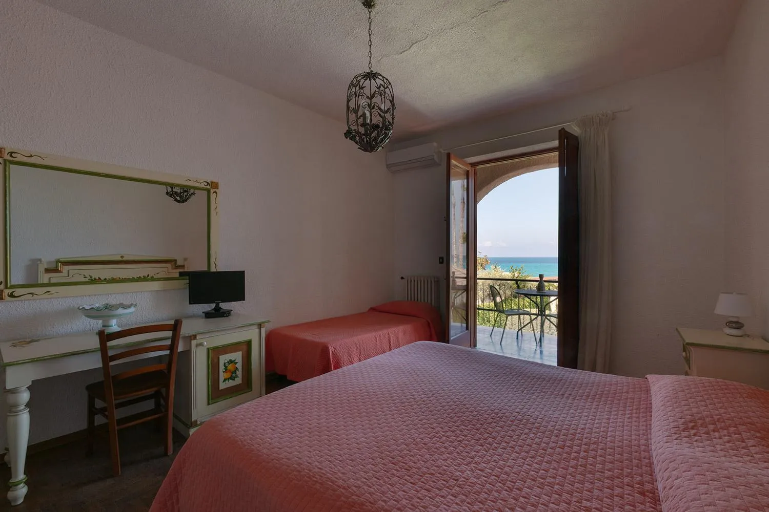 Balcony/Terrace, Bed in Villa Giada