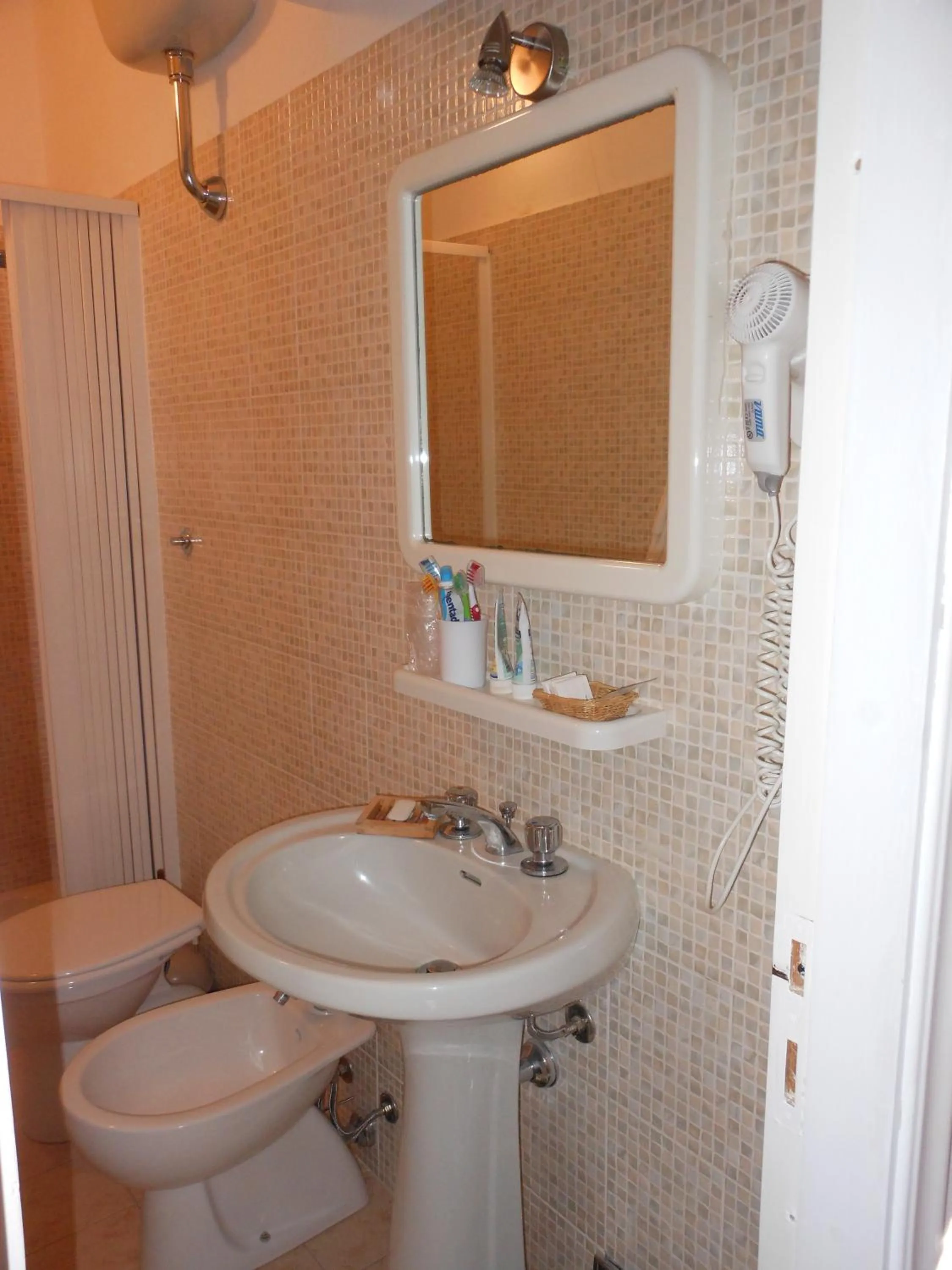 Bathroom in Hotel Fiammetta