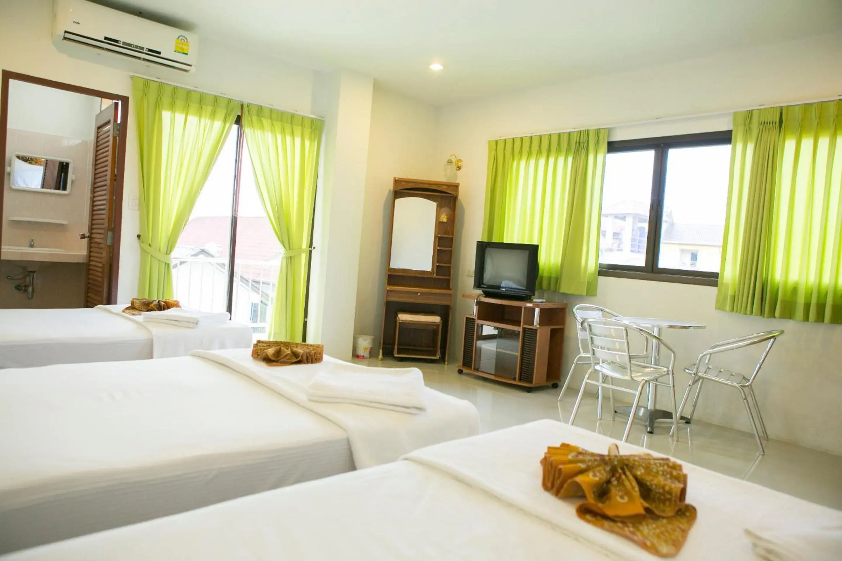 Day, Bed in G&B Guesthouse Day, Bed in G&B Guesthouse