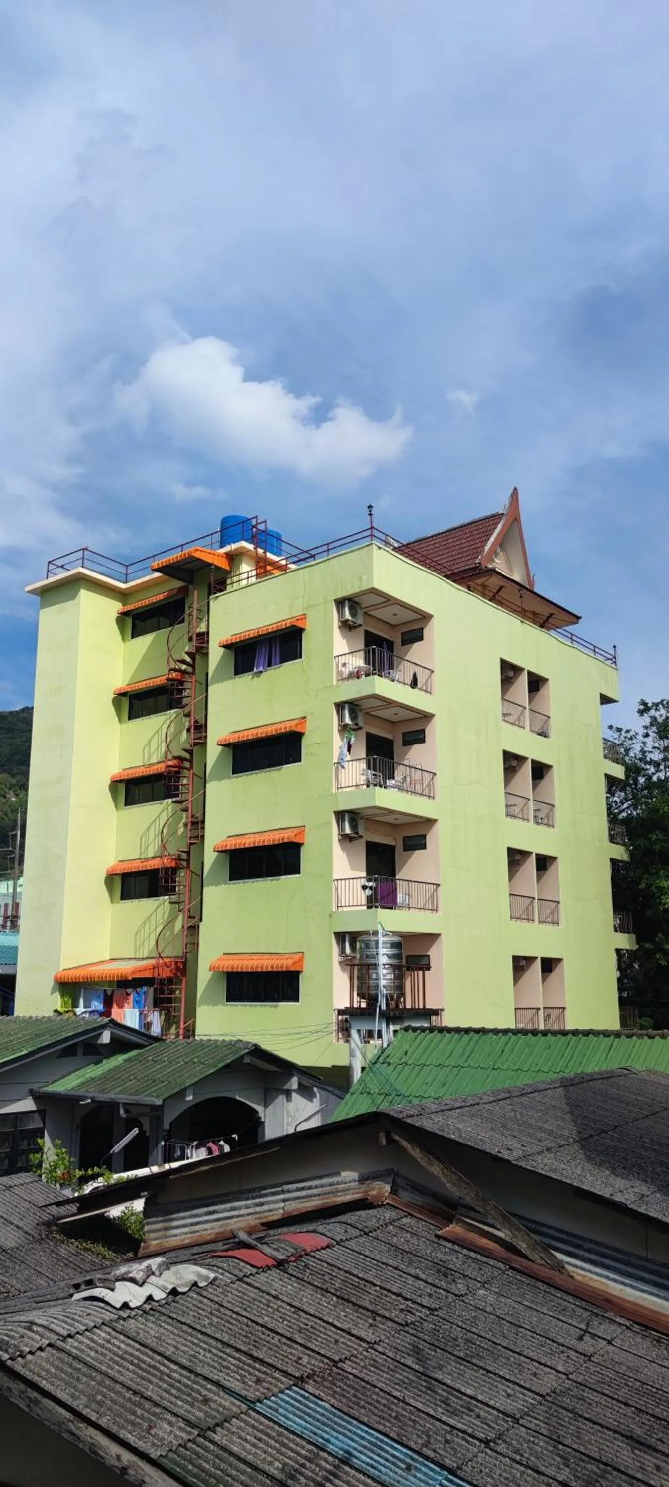 Property building in G&B Guesthouse