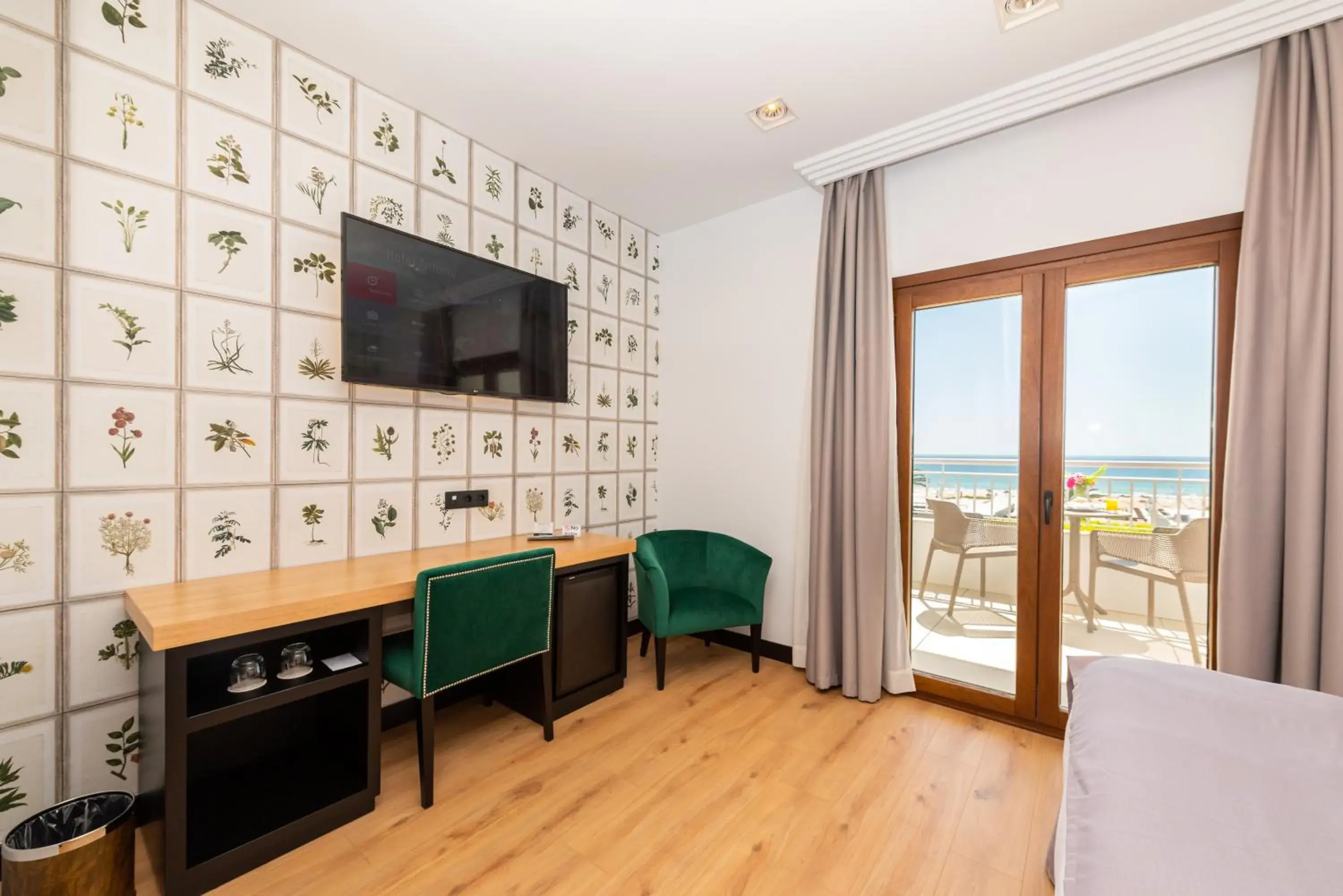 Twin Room with Sea View in Hotel Antonio II Twin Room with Sea View in Hotel Antonio II