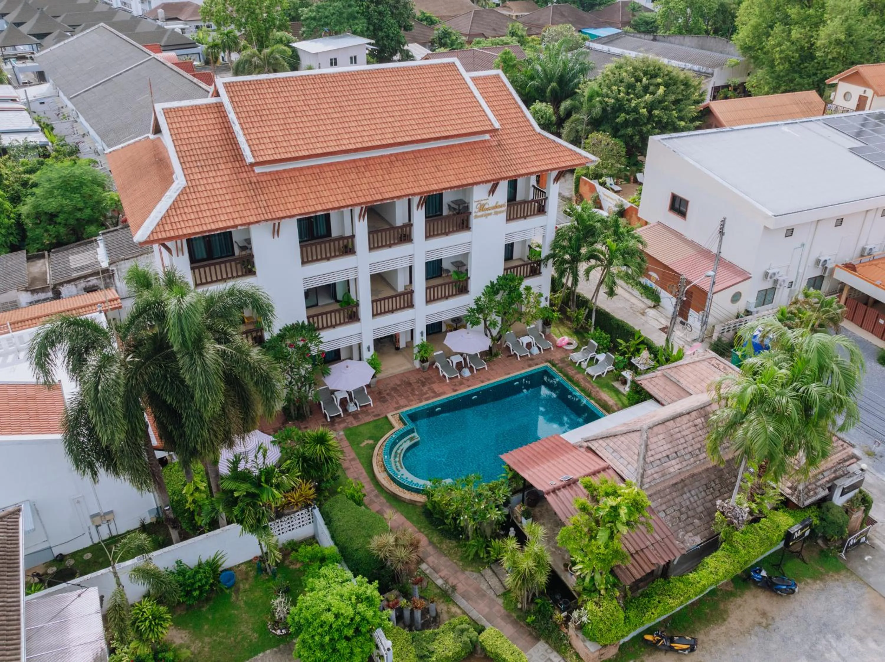 Phuket Monaburi Boutique Hotel