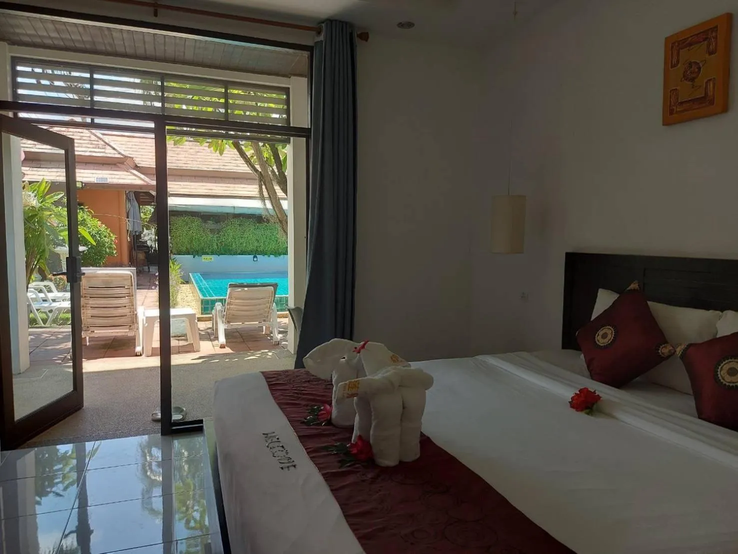 Bed in Phuket Monaburi Boutique Hotel