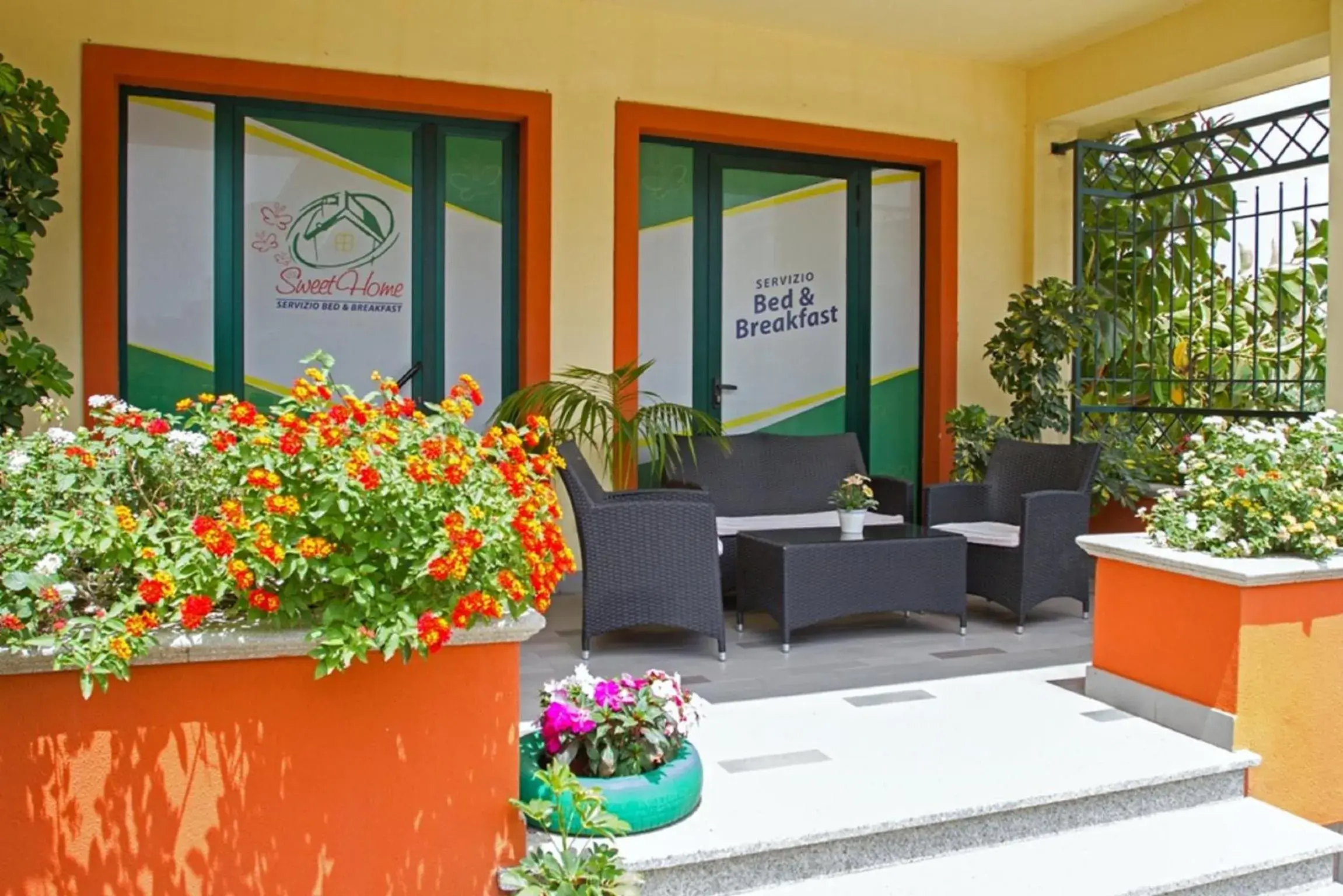 Property building in Sweet Home B&B Property building in Sweet Home B&B