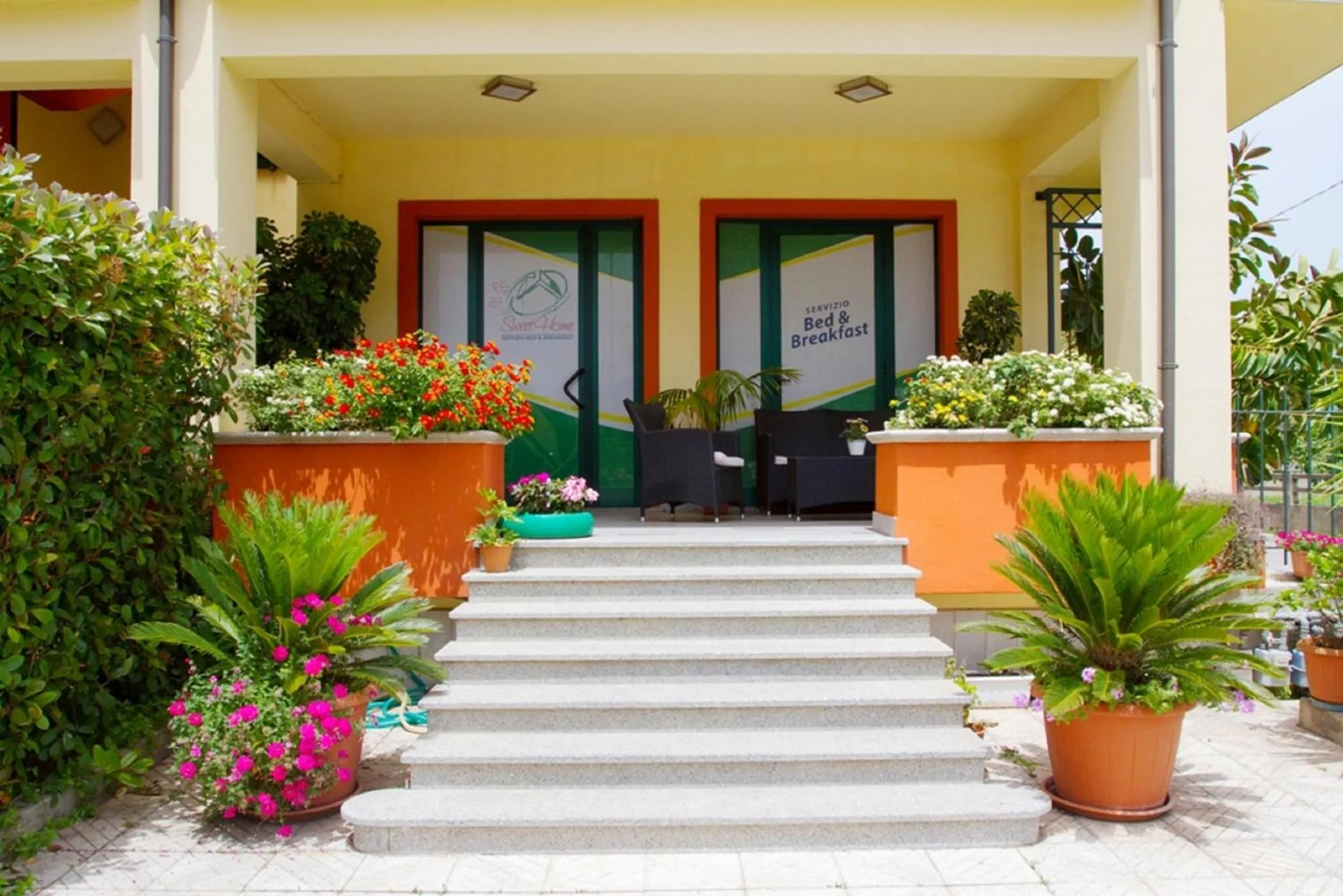 Property building in Sweet Home B&B