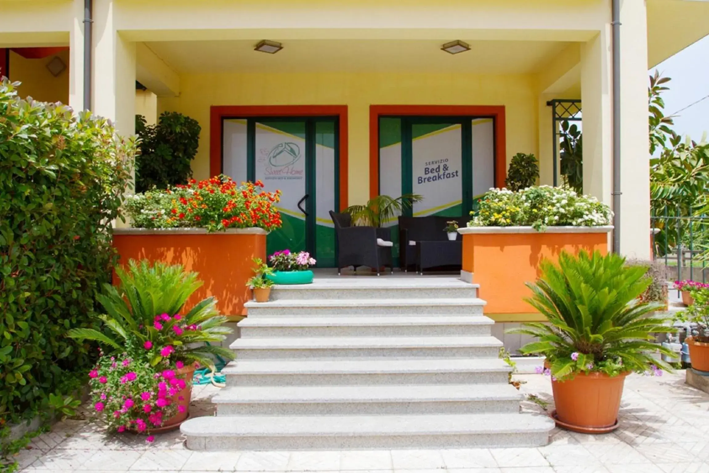 Property building in Sweet Home B&B Property building in Sweet Home B&B