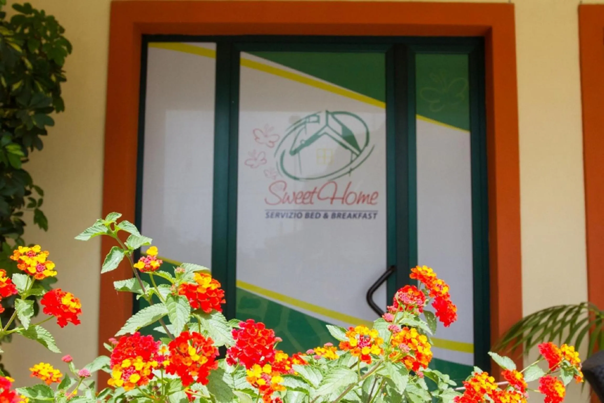 Property building in Sweet Home B&B