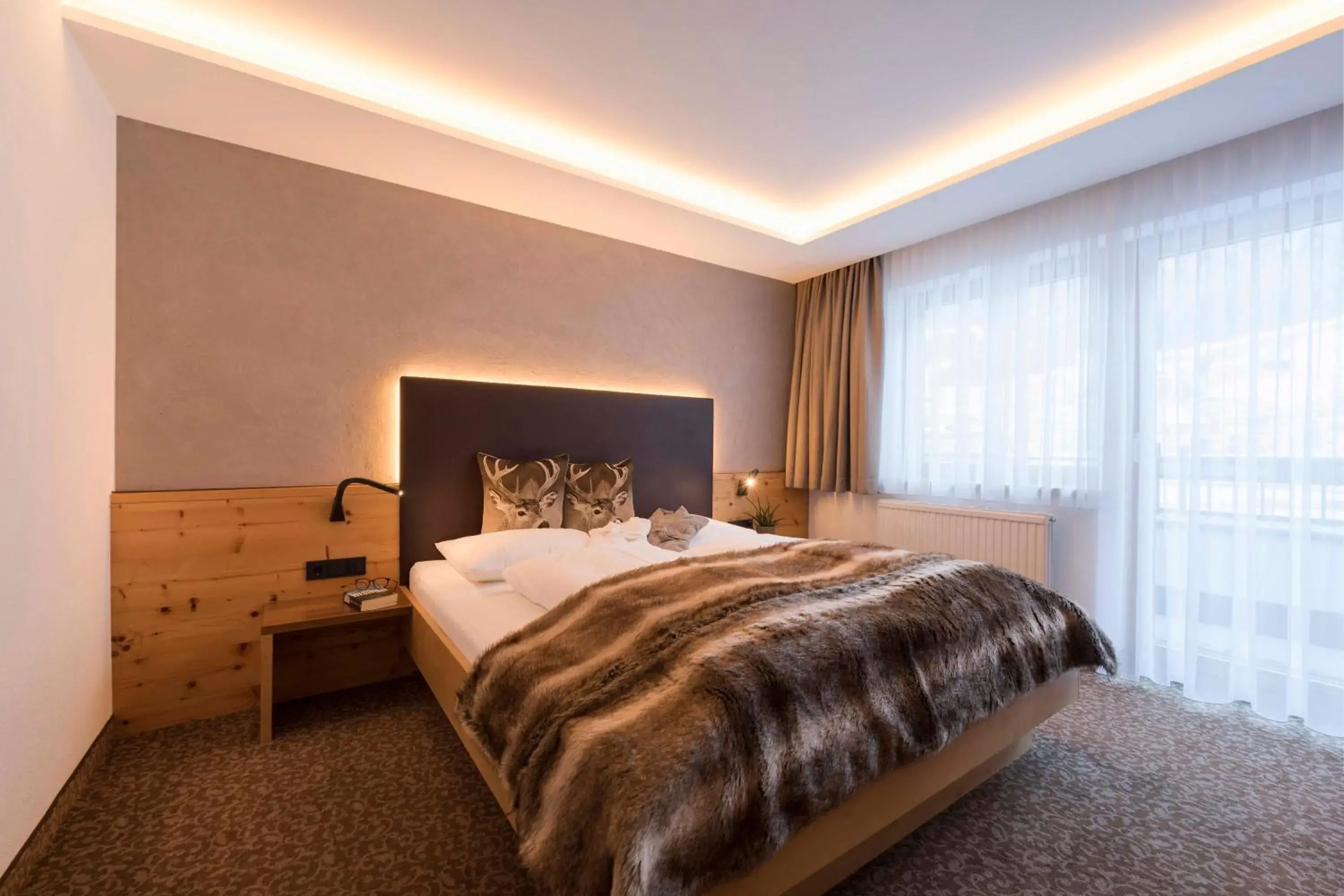 Bedroom, Bed in Hotel Garni Mirabell