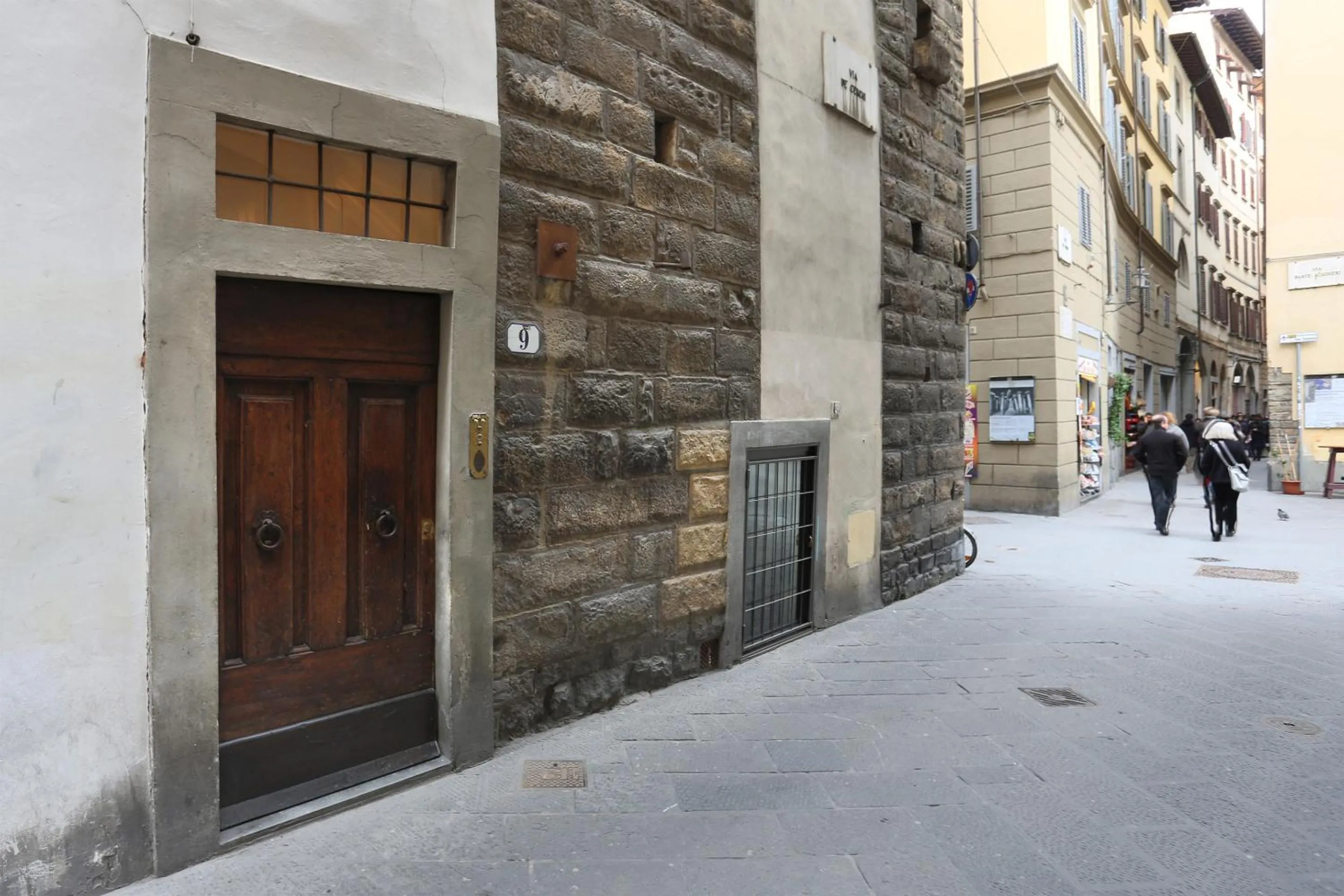 Facade/entrance in La Torre di Dante - Sweet Dreams in Florence