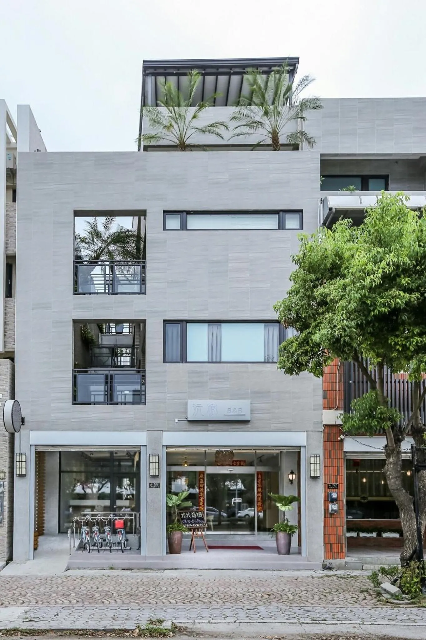 Property building in Yuan places