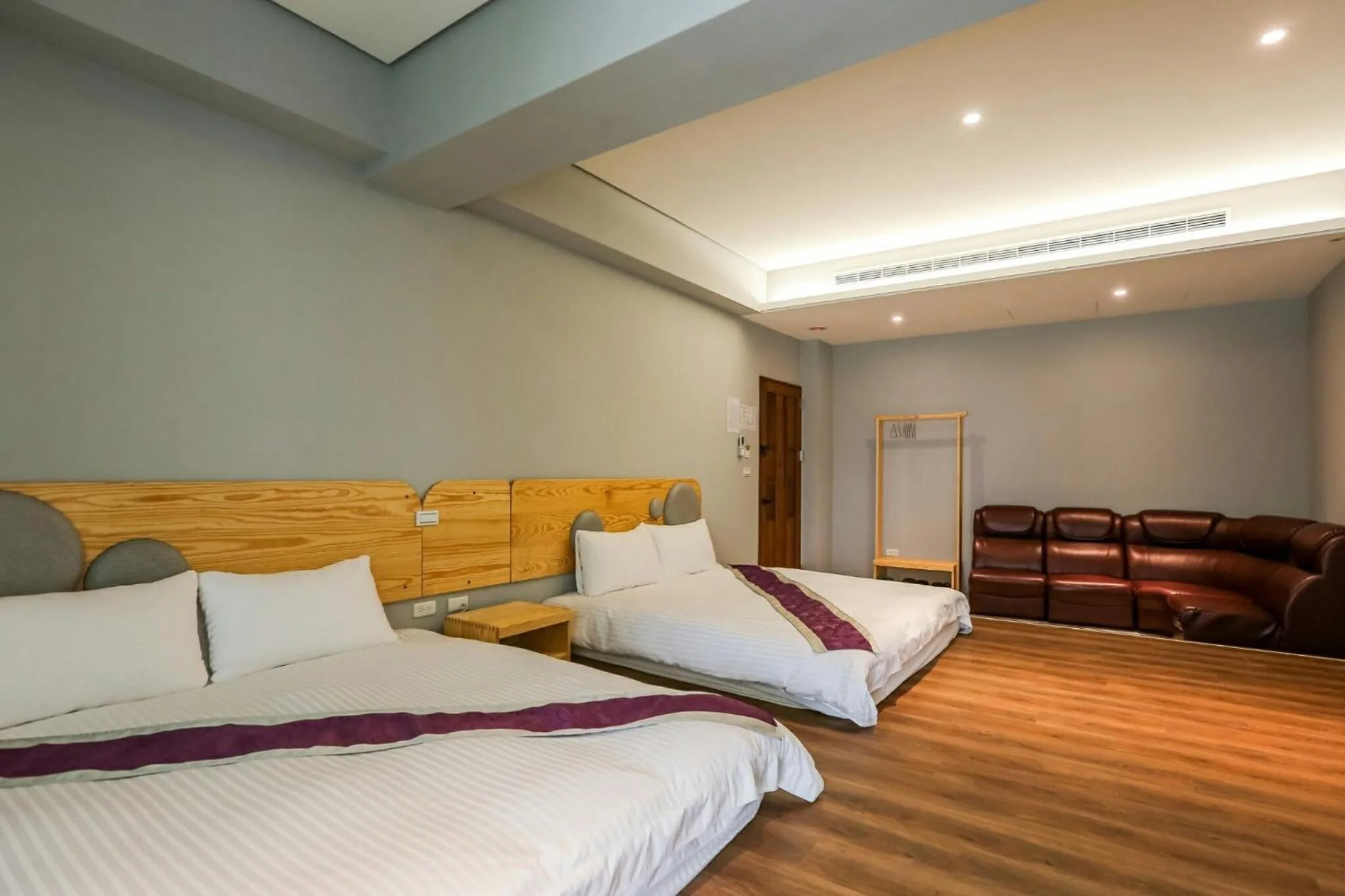 Bed in Yuan places