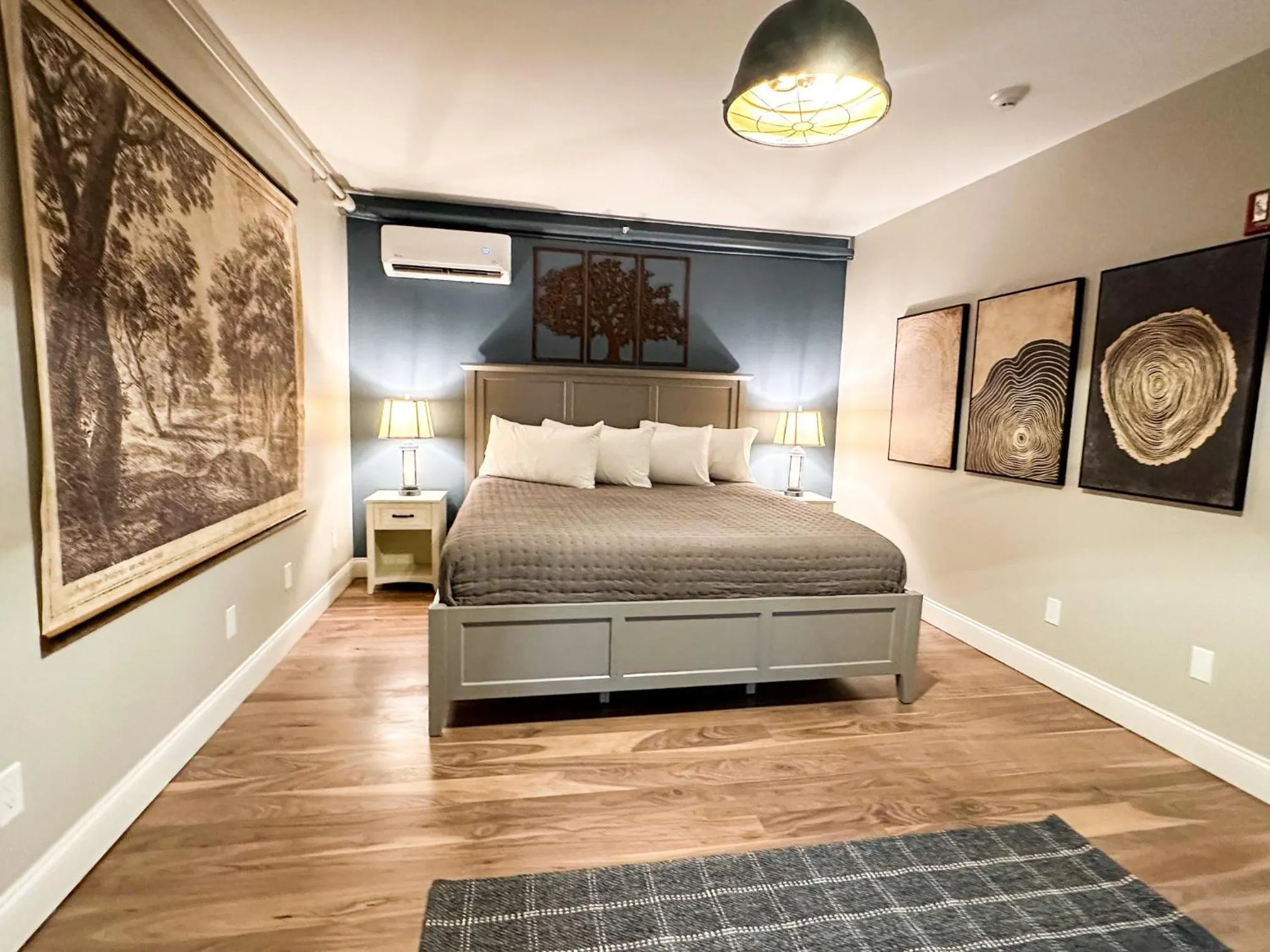 Bedroom, Bed in The Black Walnut Inn