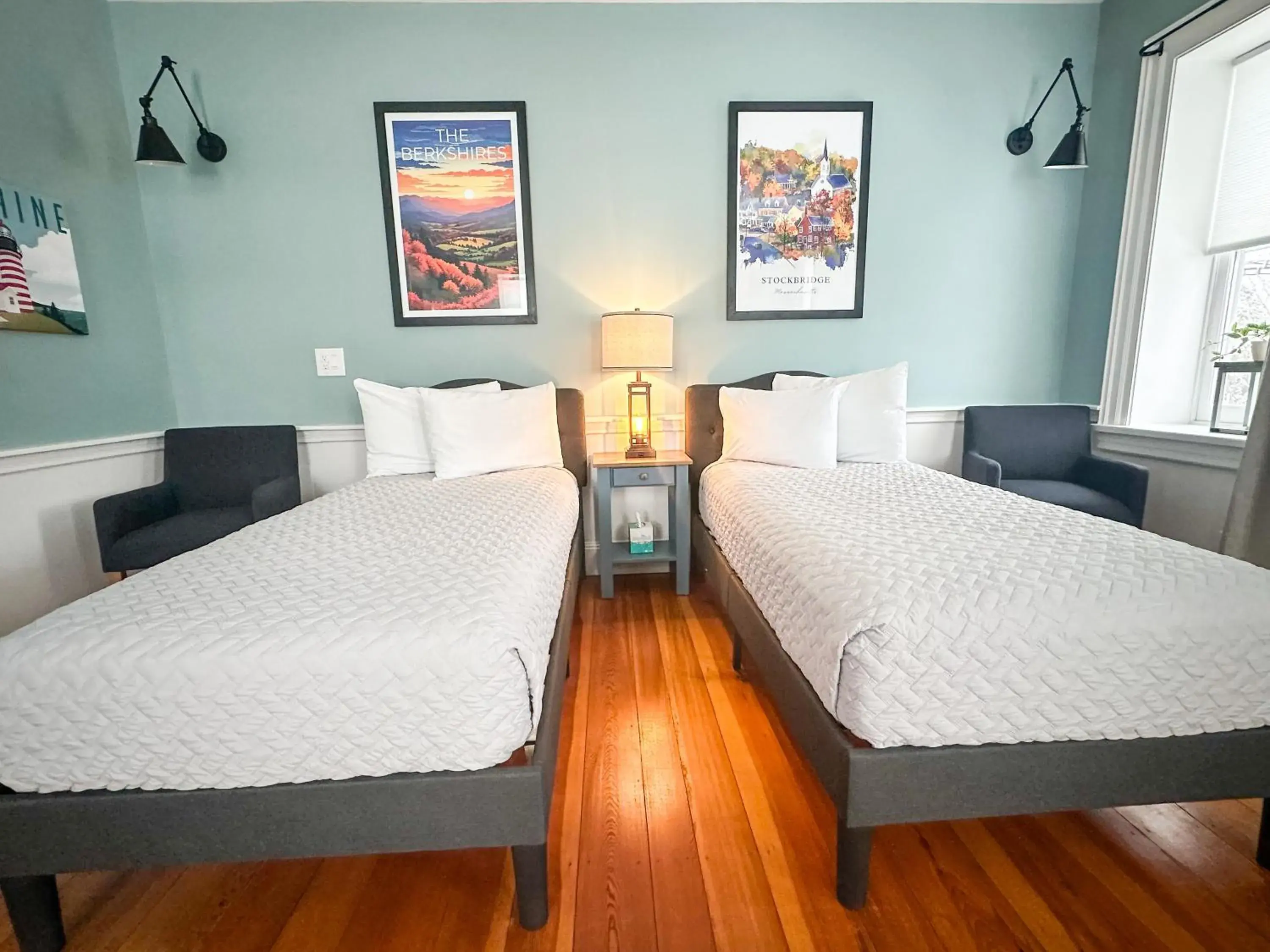 Standard Twin Room in The Black Walnut Inn Standard Twin Room in The Black Walnut Inn