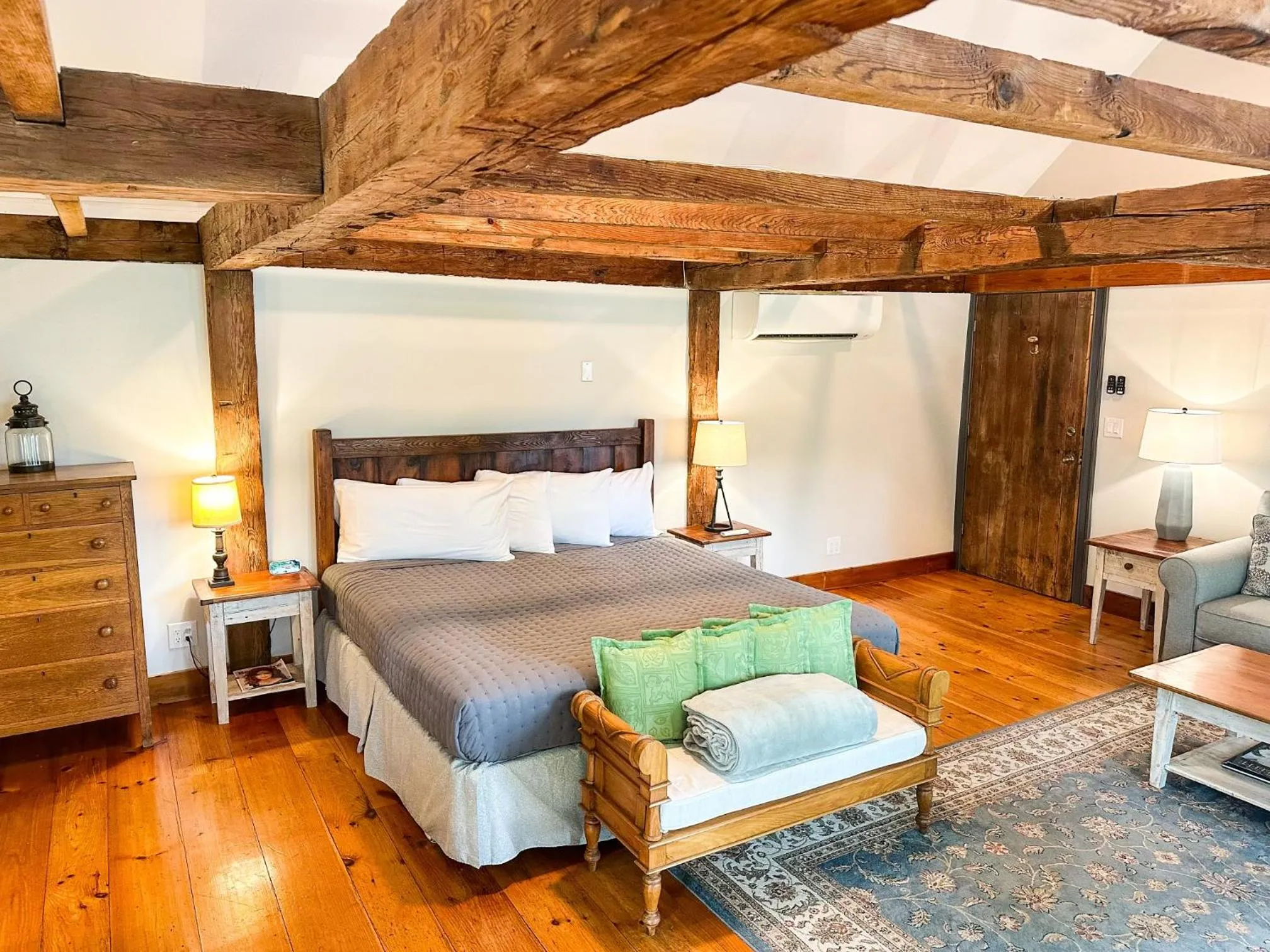 Bed in The Black Walnut Inn